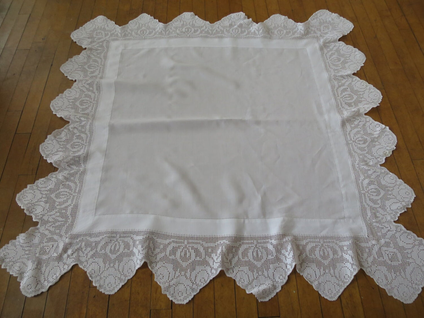 Antique Irish Linen Table Cloth- Hand Crochet Roses