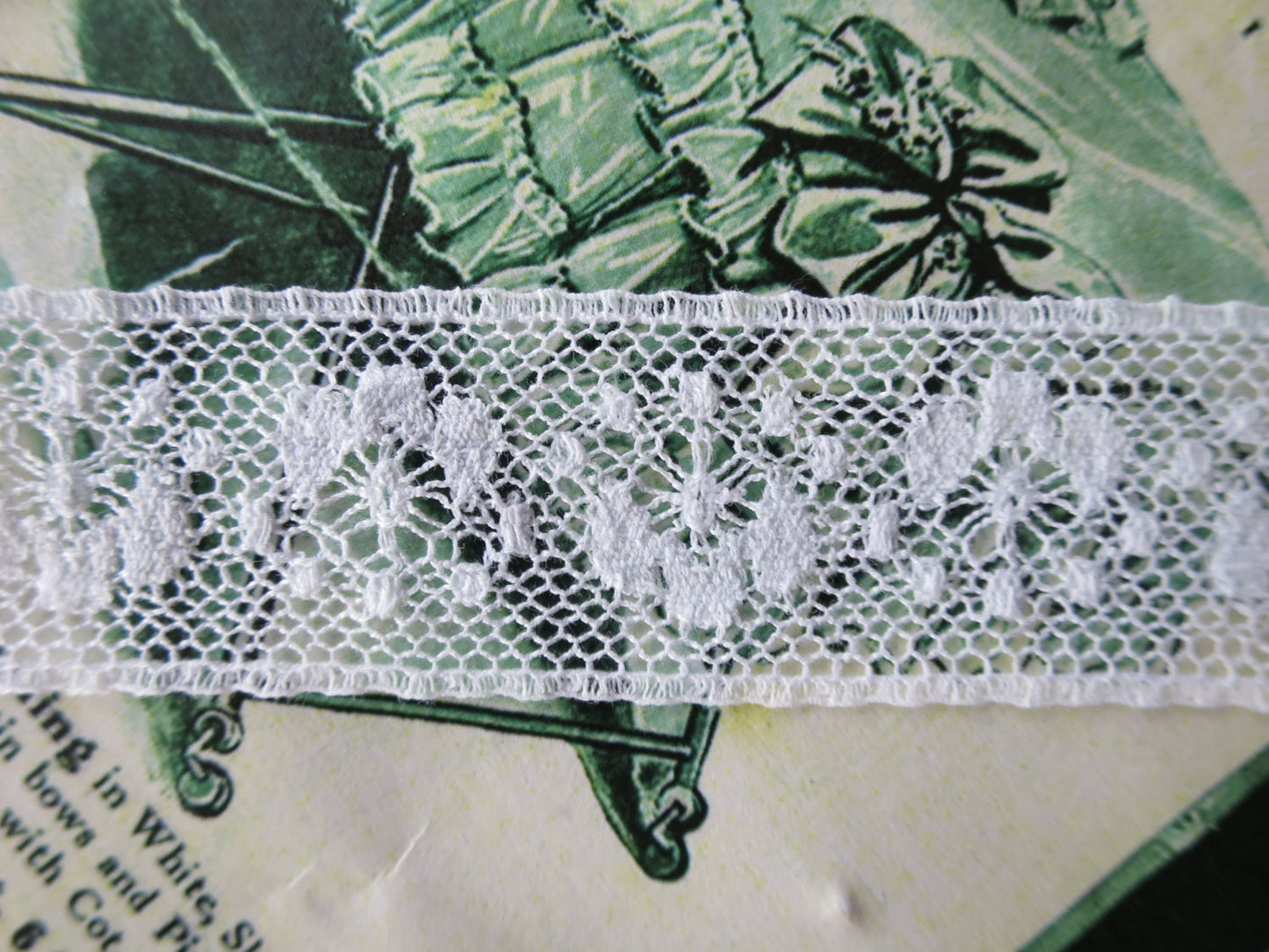 White English Nottingham Lace- Valenciennes Floral Spot- Insertion- 2.7 cm