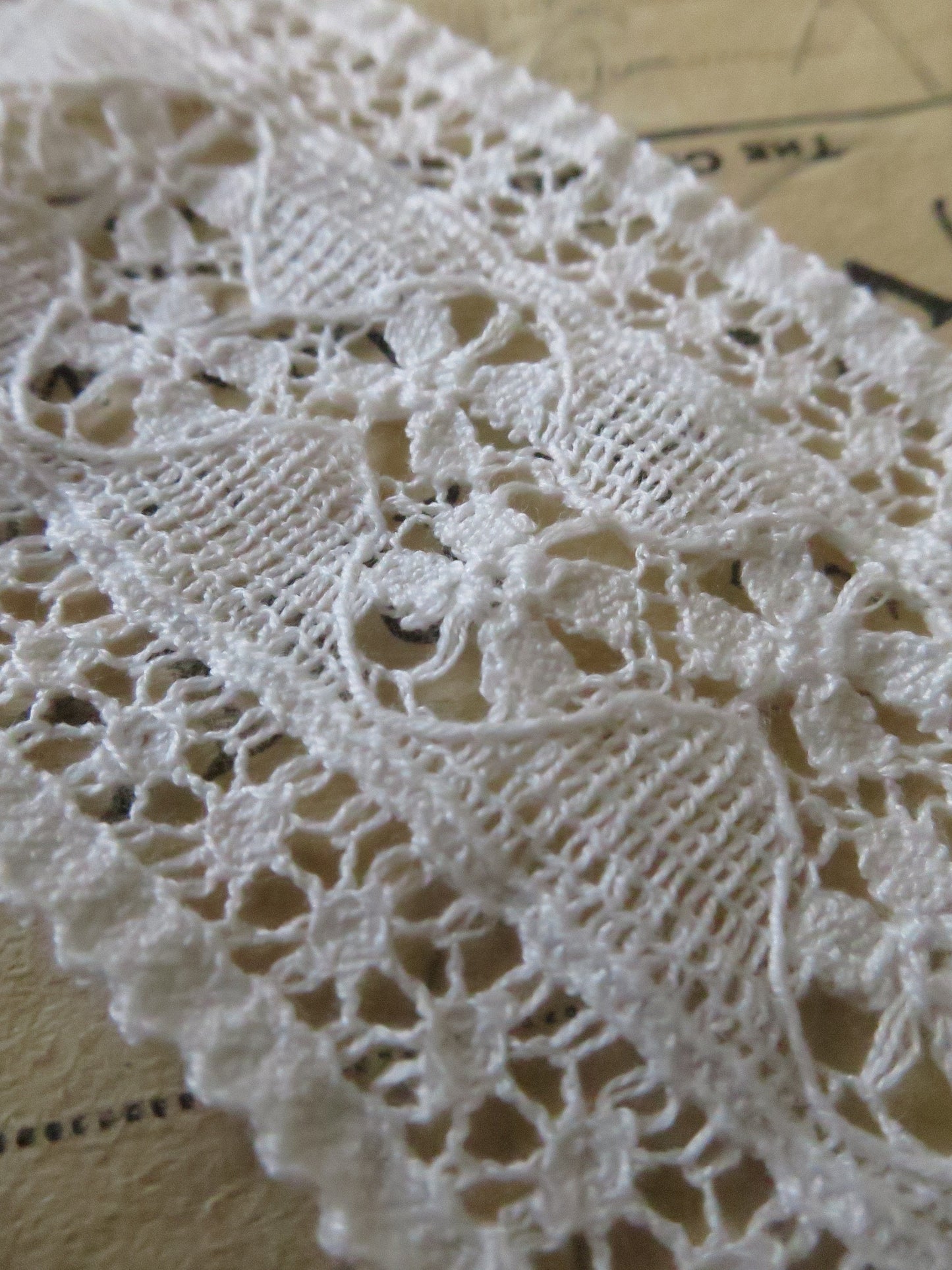 Off White English Nottingham Lace- Floral Waves- Insertion- 4.5 cm