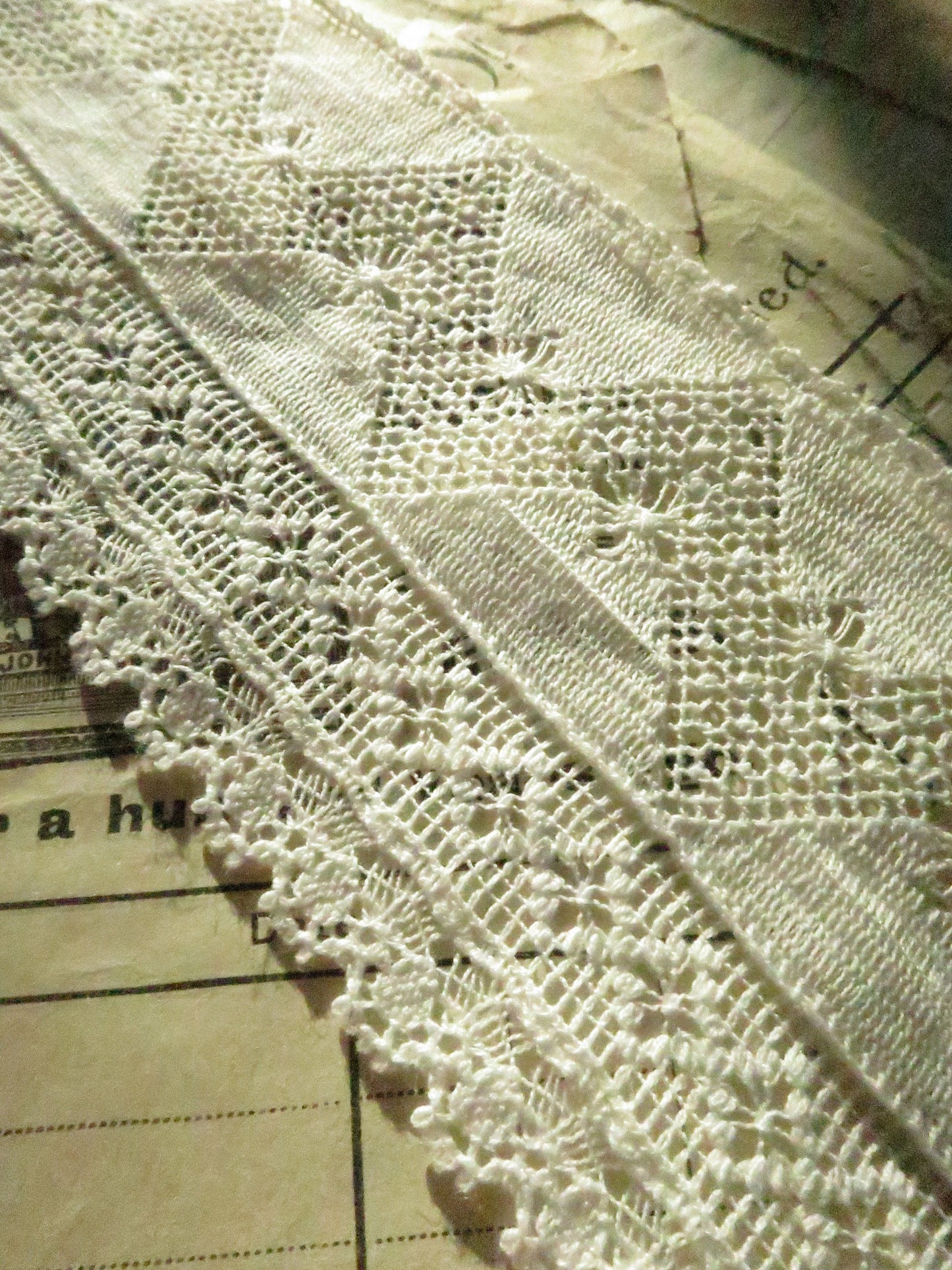 Off White English Nottingham Lace- Zig Zag- 5.5 cm