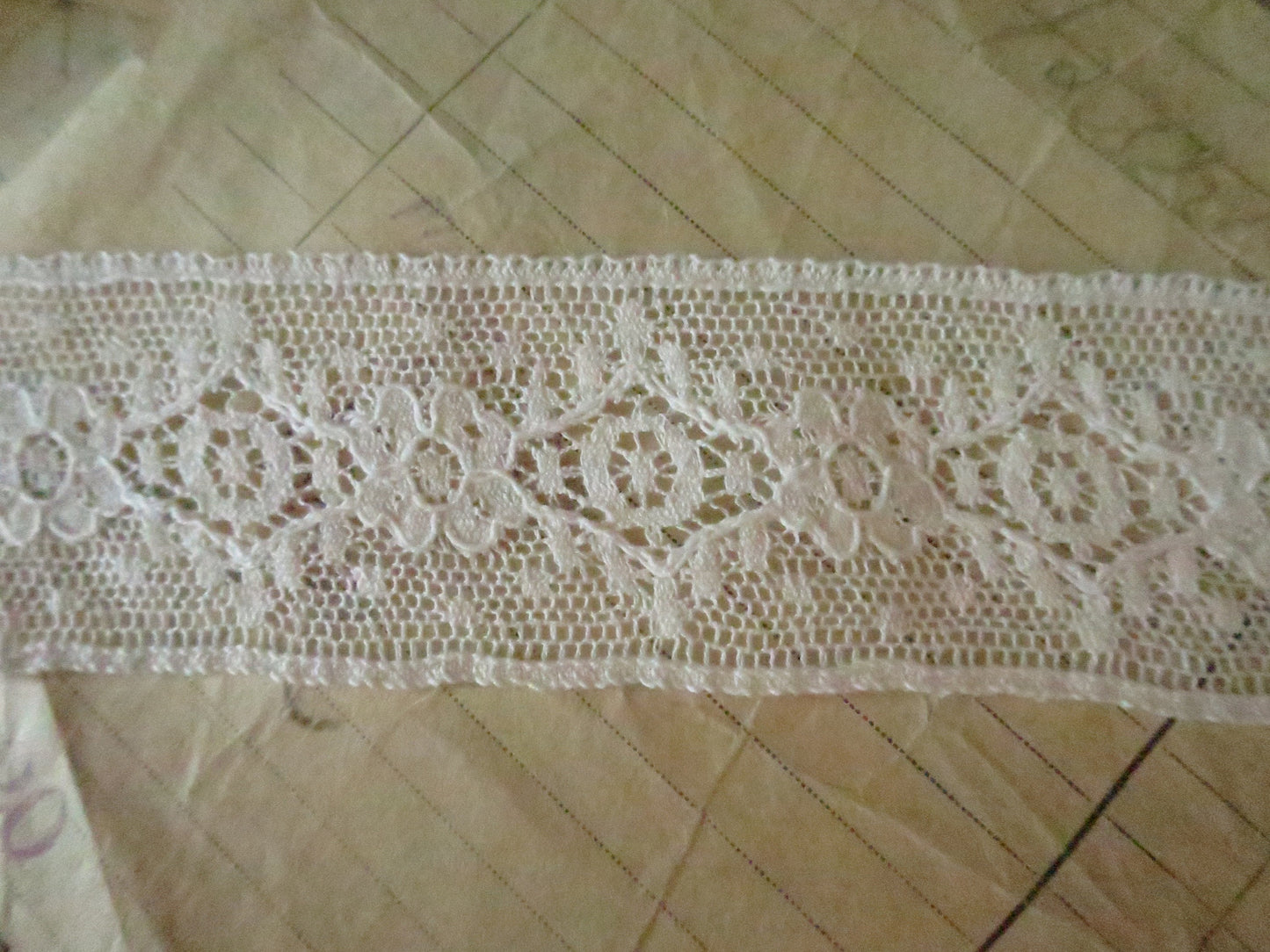 Off White English Nottingham Lace- Diamond & Floral Point- Insertion- 3.5 cm