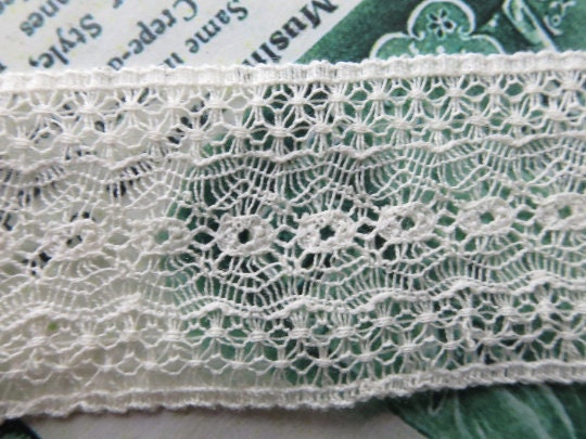 Ecru English Nottingham Lace- Delicate- Insertion- 2.7 cm