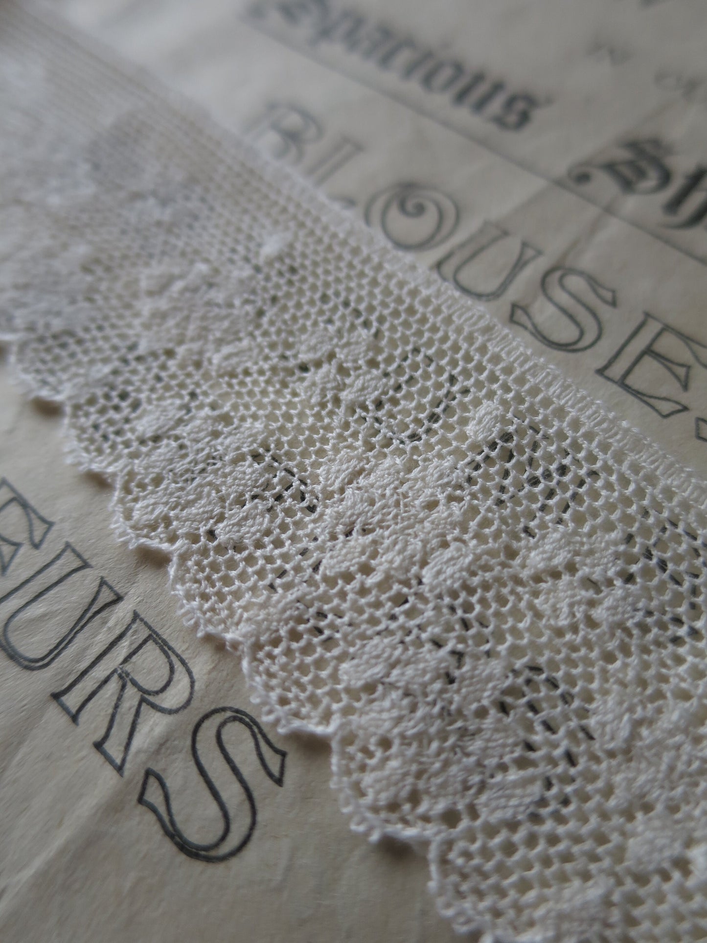 Ecru English Nottingham Lace- Diamond Spots- 3.5 cm