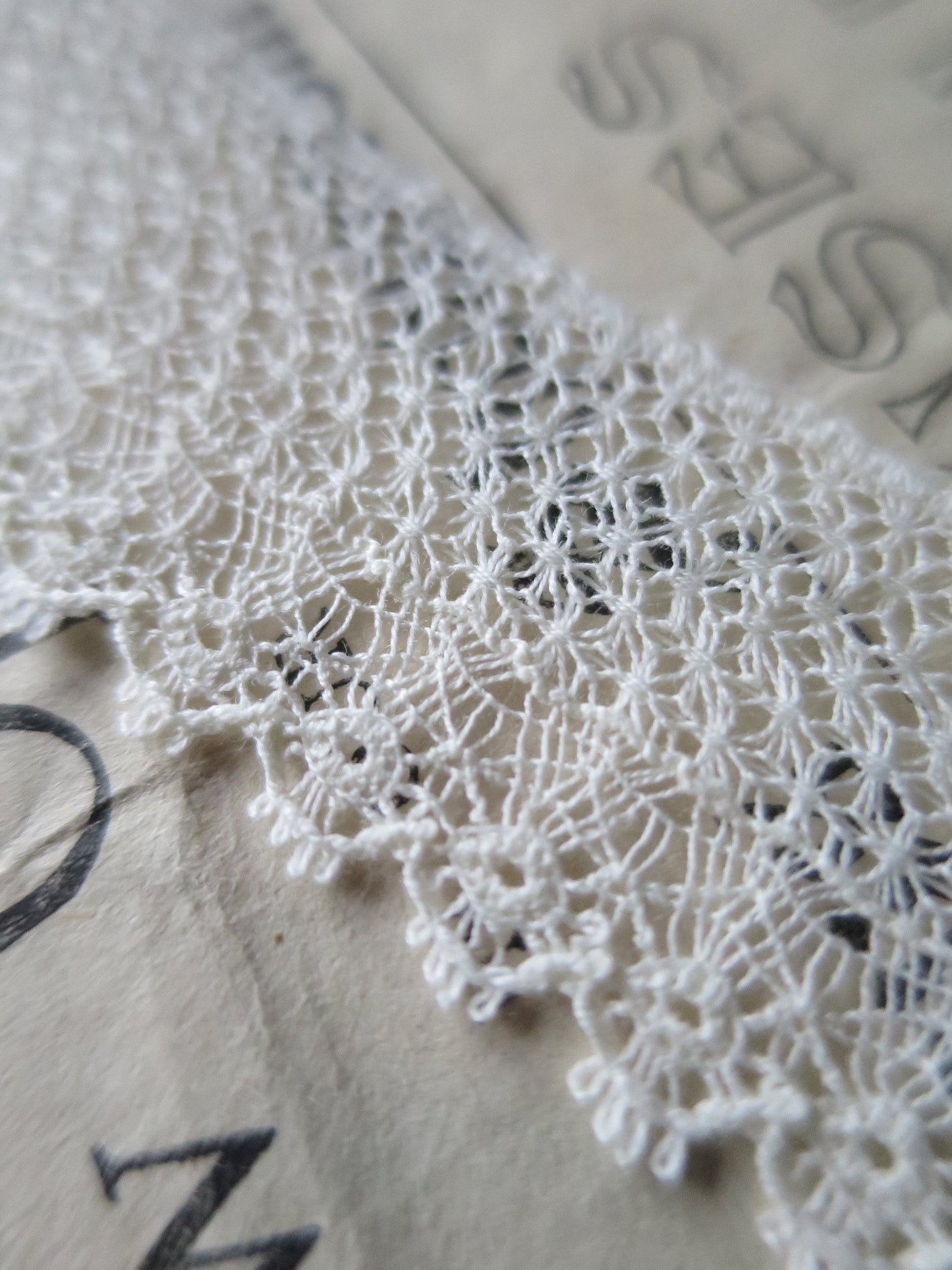 Ecru English Nottingham Lace- Delicate Lace- 2.7 cm