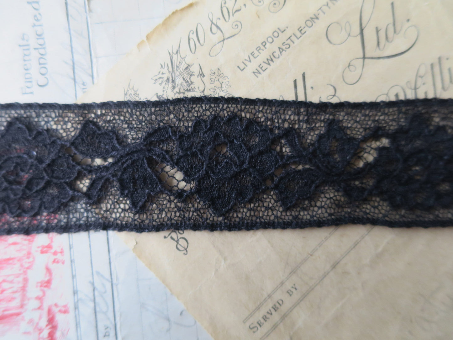 Black English Nottingham Lace- Alencon Flowers- Insertion- 3.5 cm