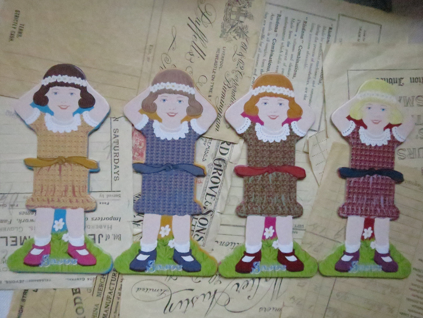 Sajou Little Girl Thread & Ribbon Cards- Family 3