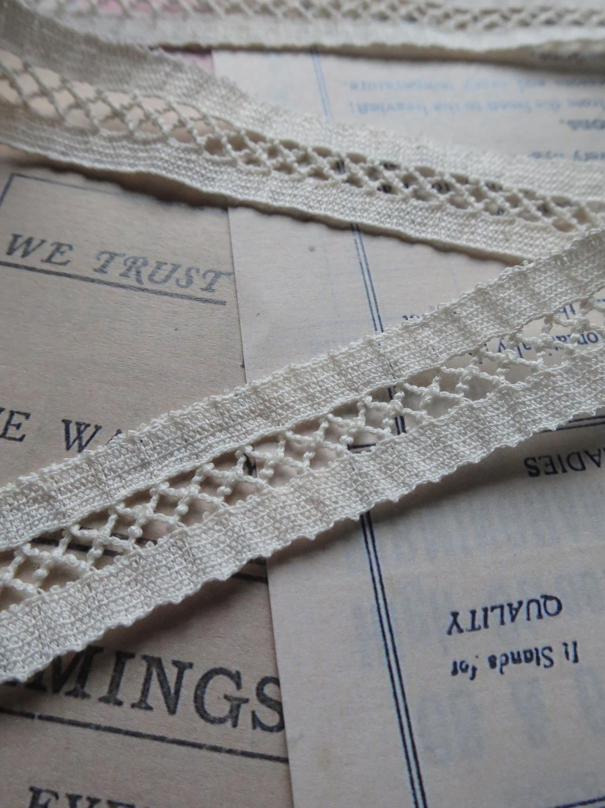 English Nottingham Lace- Faggoting Insertion- 1.7 cm