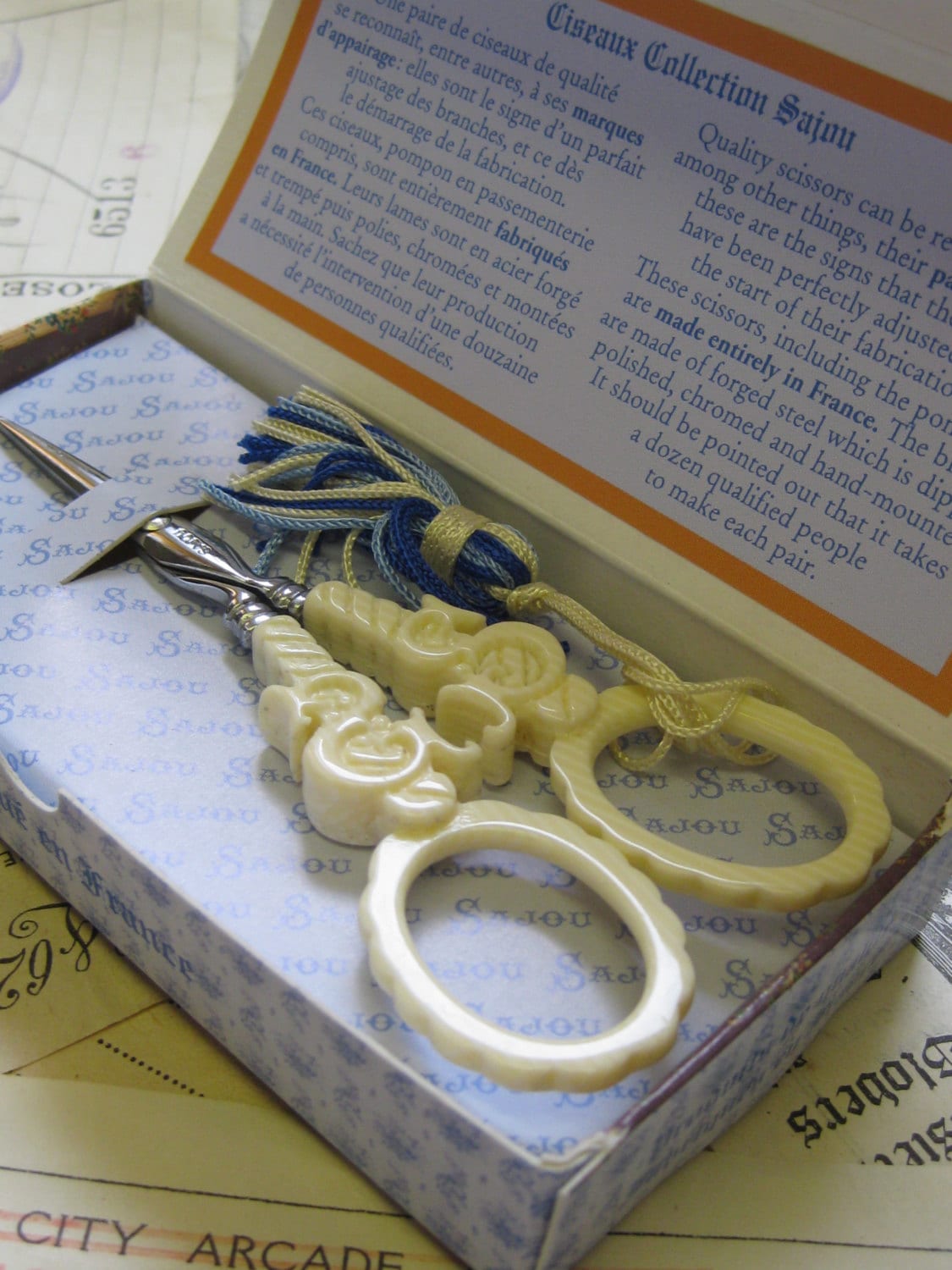 Sajou Faux Ivory Embroidery Scissors | Hand Paired 11.8 cm, Made in France