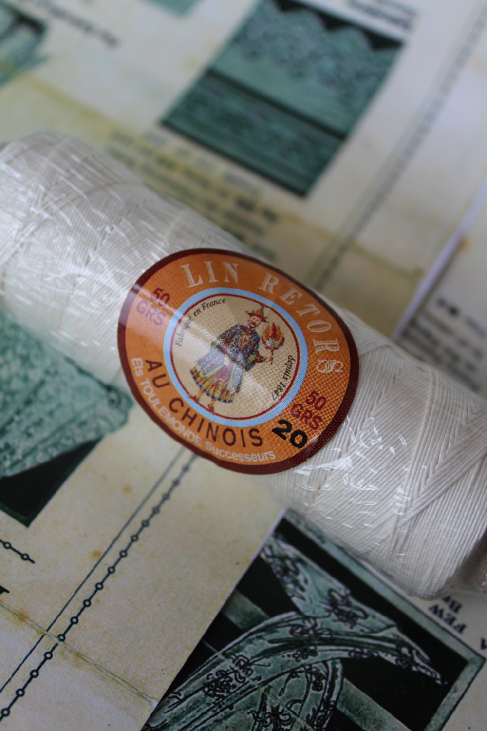 Sajou Retour Linen Waxed Book Binding Thread- Fil au Chinois - All Sizes- 10-60