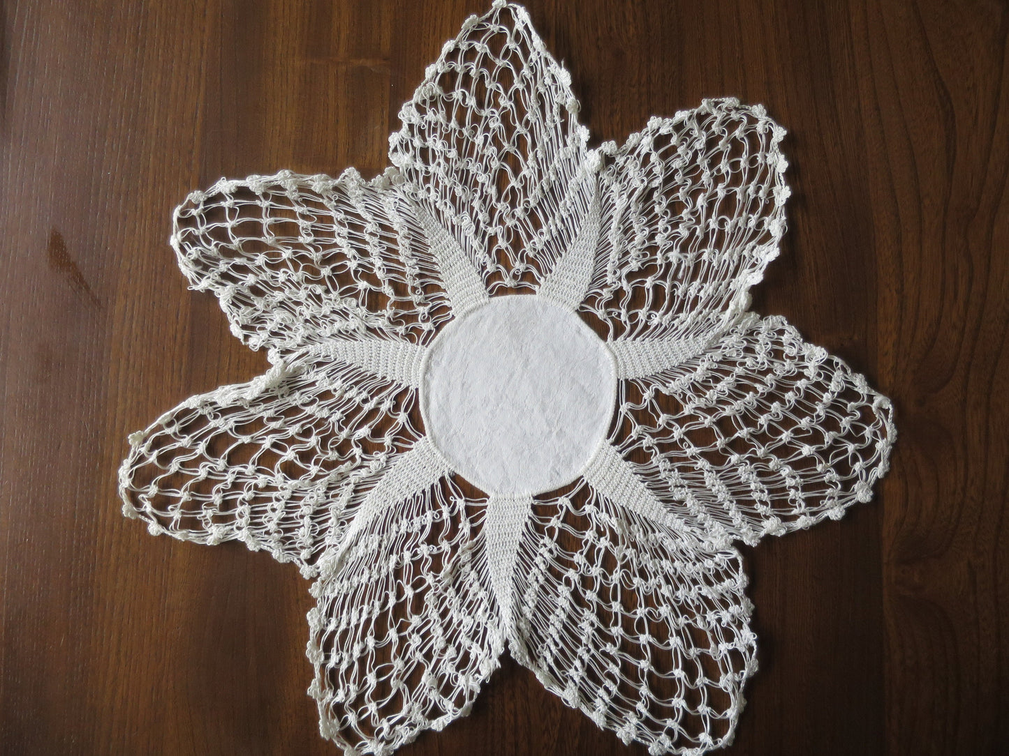 Antique Linen Damask Doily- Triangular Hand Worked Knotted Lace
