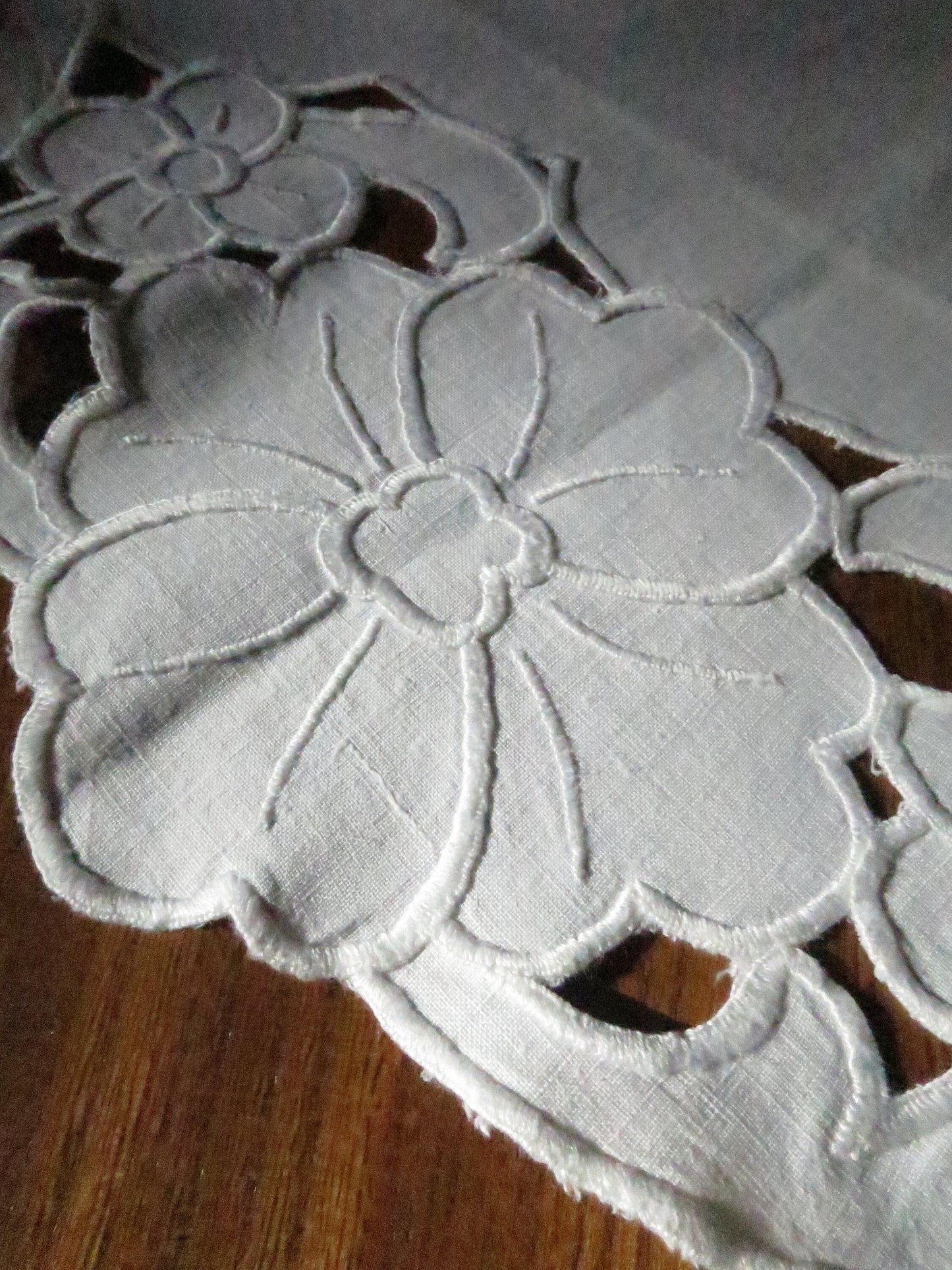 Antique Edwardian Irish Linen Tray Cloth/ Topper- Floral Whitework Cutwork Hand Embroidery