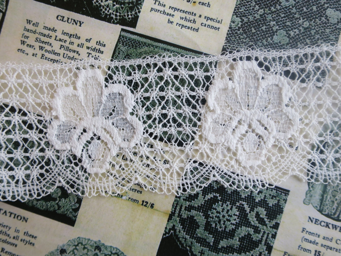 Off White English Nottingham Lace- Art Deco Rose Trellis Guipure