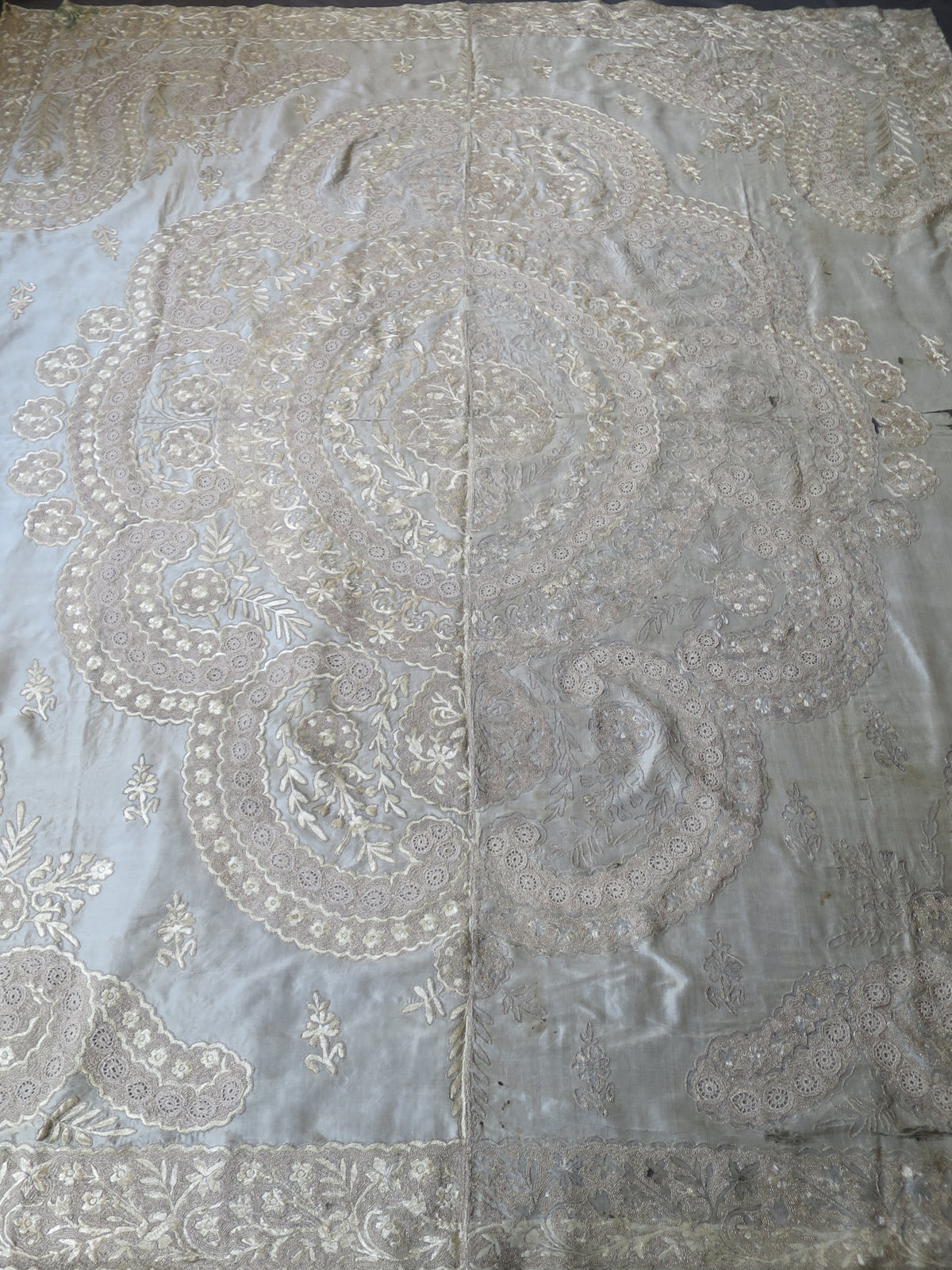 Large Scale 19th Century Indian Zardozi Openwork & Silk Embroidered Panel – 180x190cm