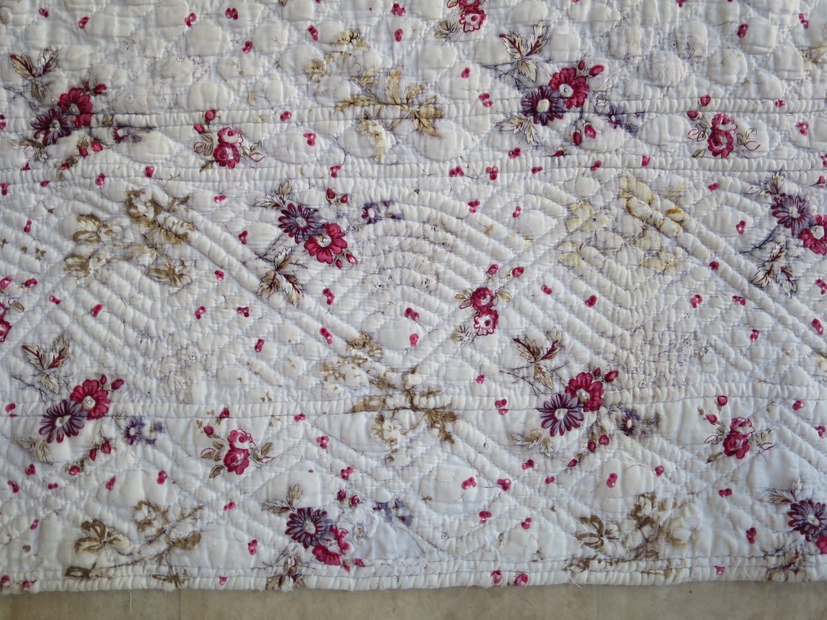 Closer view of the front border, showing its parallel lines of hand stitching.
