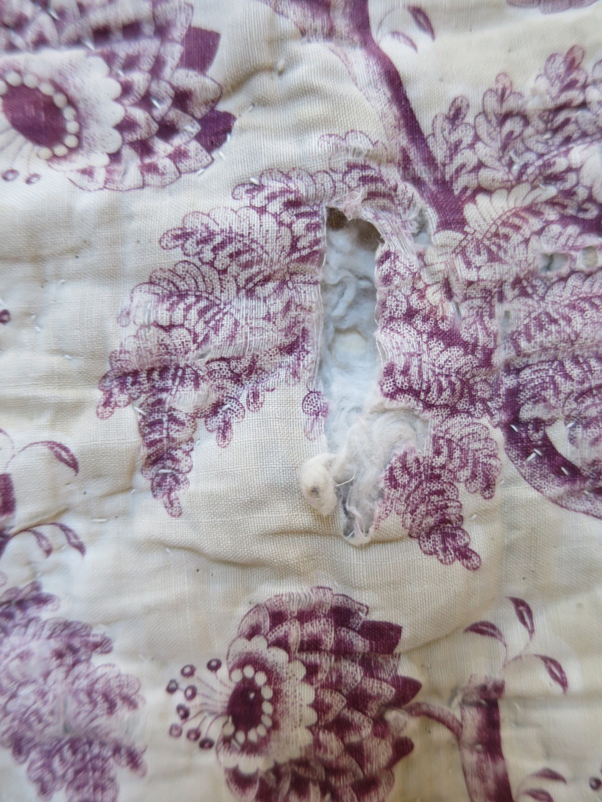 Area of wear on the part quilt's front