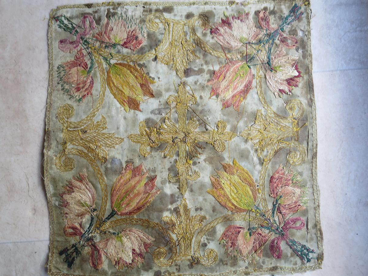 17th/18th Century Italian Liturgical Chalice Veil – Fine Gilt-Metal Couching & Polychrome Silk