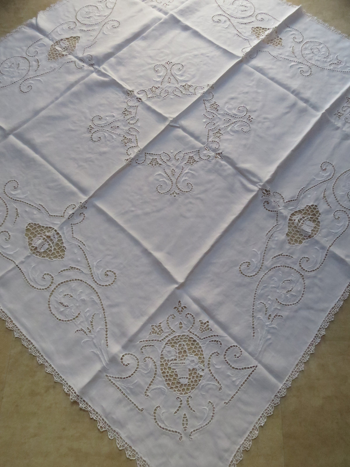 Edwardian Linen Tablecloth with Pictorial Needle Lace, circa 1910