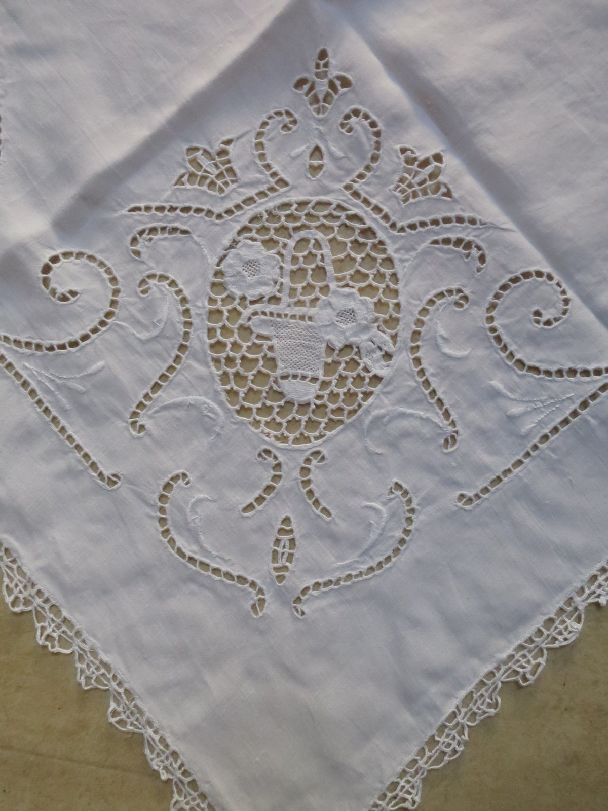 Edwardian Linen Tablecloth with Pictorial Needle Lace, circa 1910