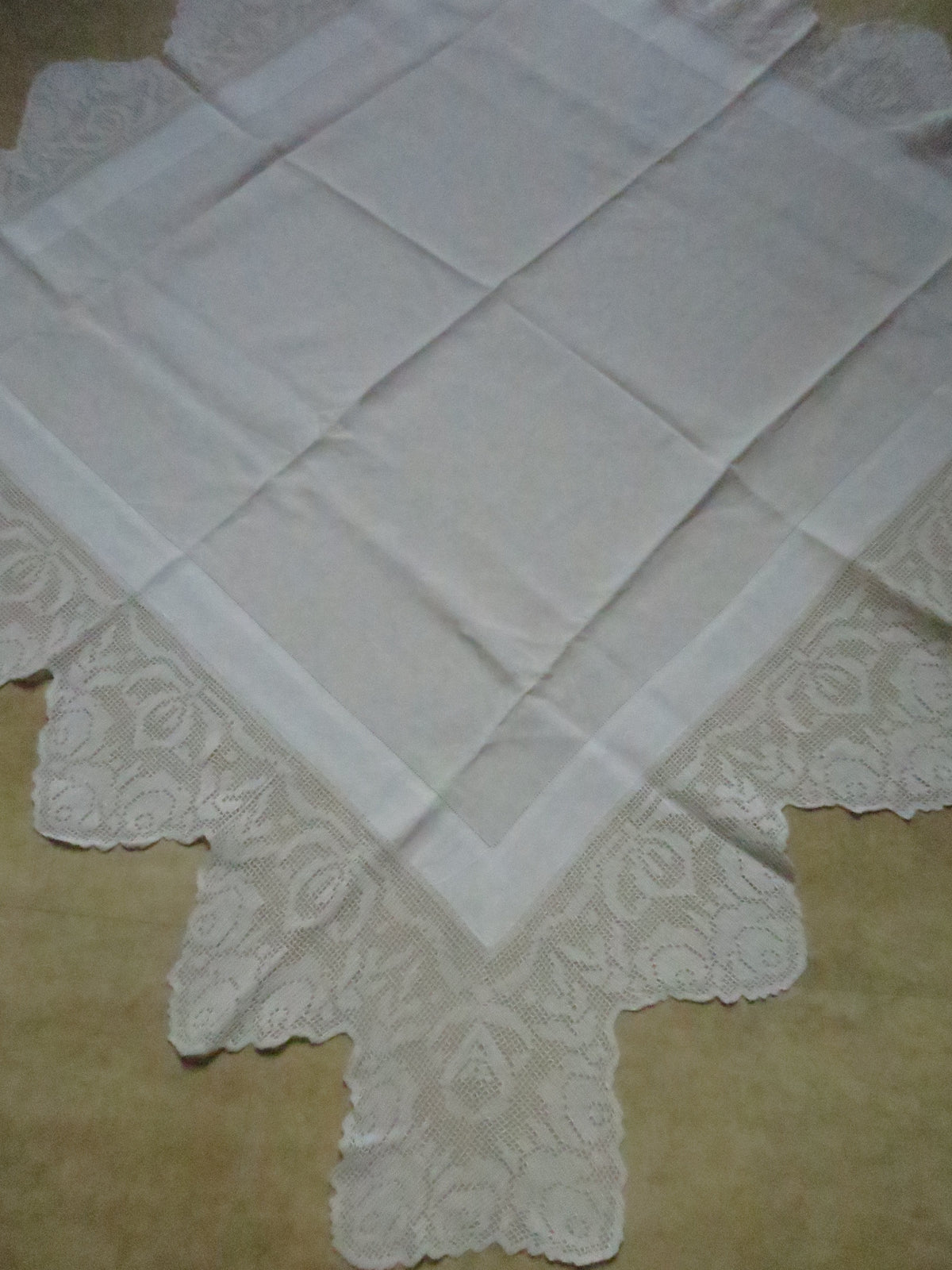 Antique Art Nouveau Linen Tablecloth with Rose Filet Crochet Border, circa 1915