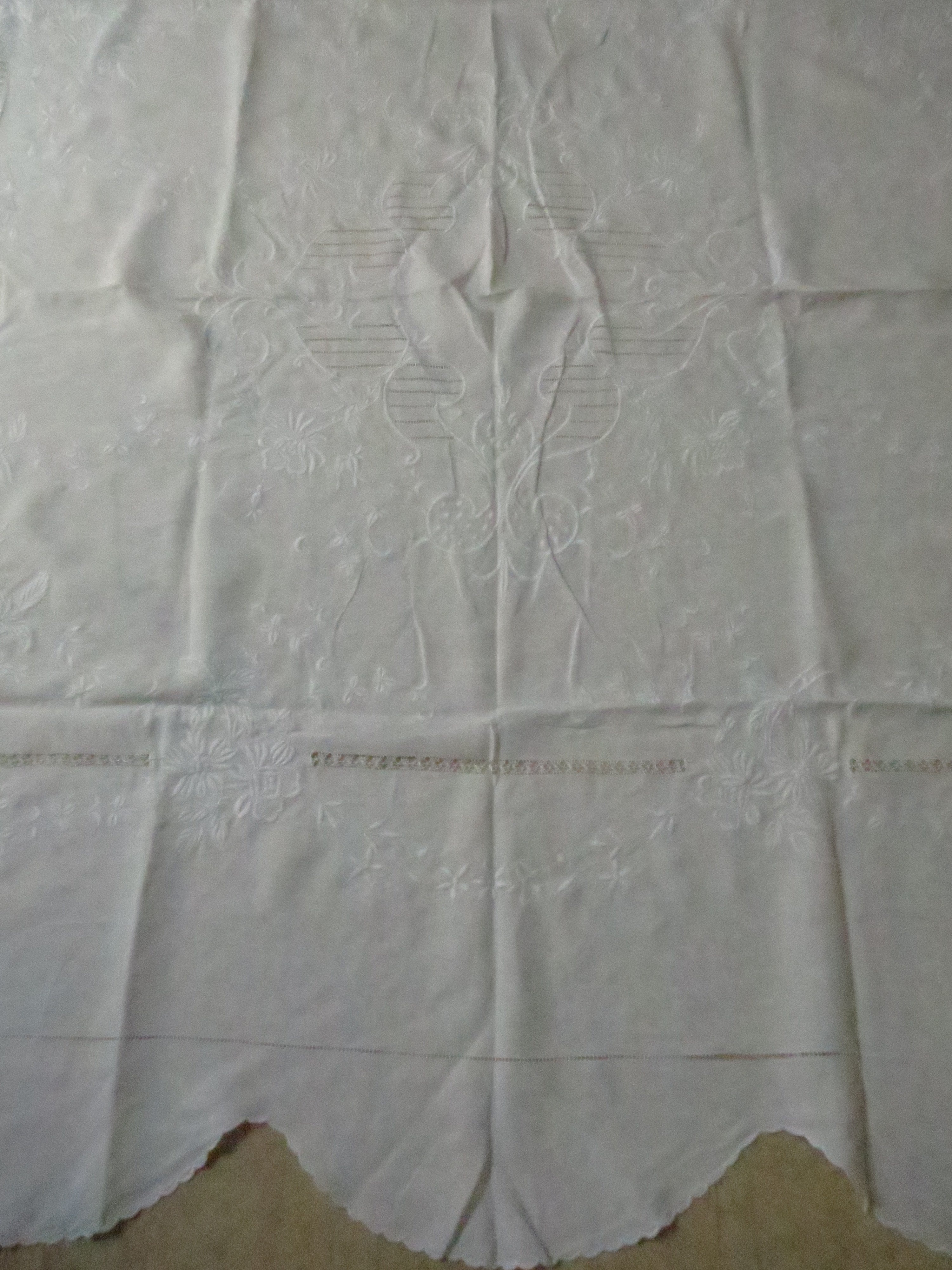 Antique Linen Bedspread / Banquet Cloth, c. 1915