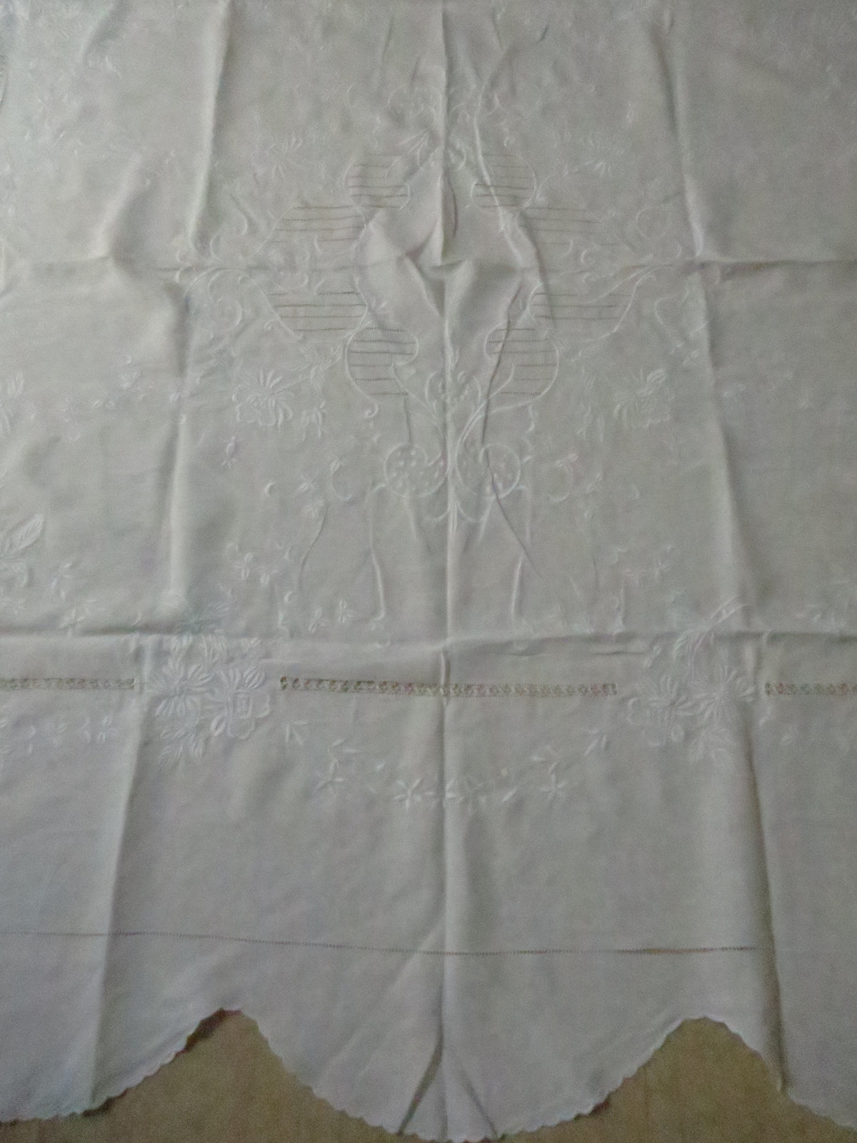 Antique Linen Bedspread / Banquet Cloth, c. 1915