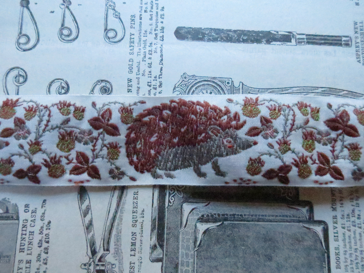 Hedgehogs & Brambles 32 mm Jacquard Woven Ribbon- Off White