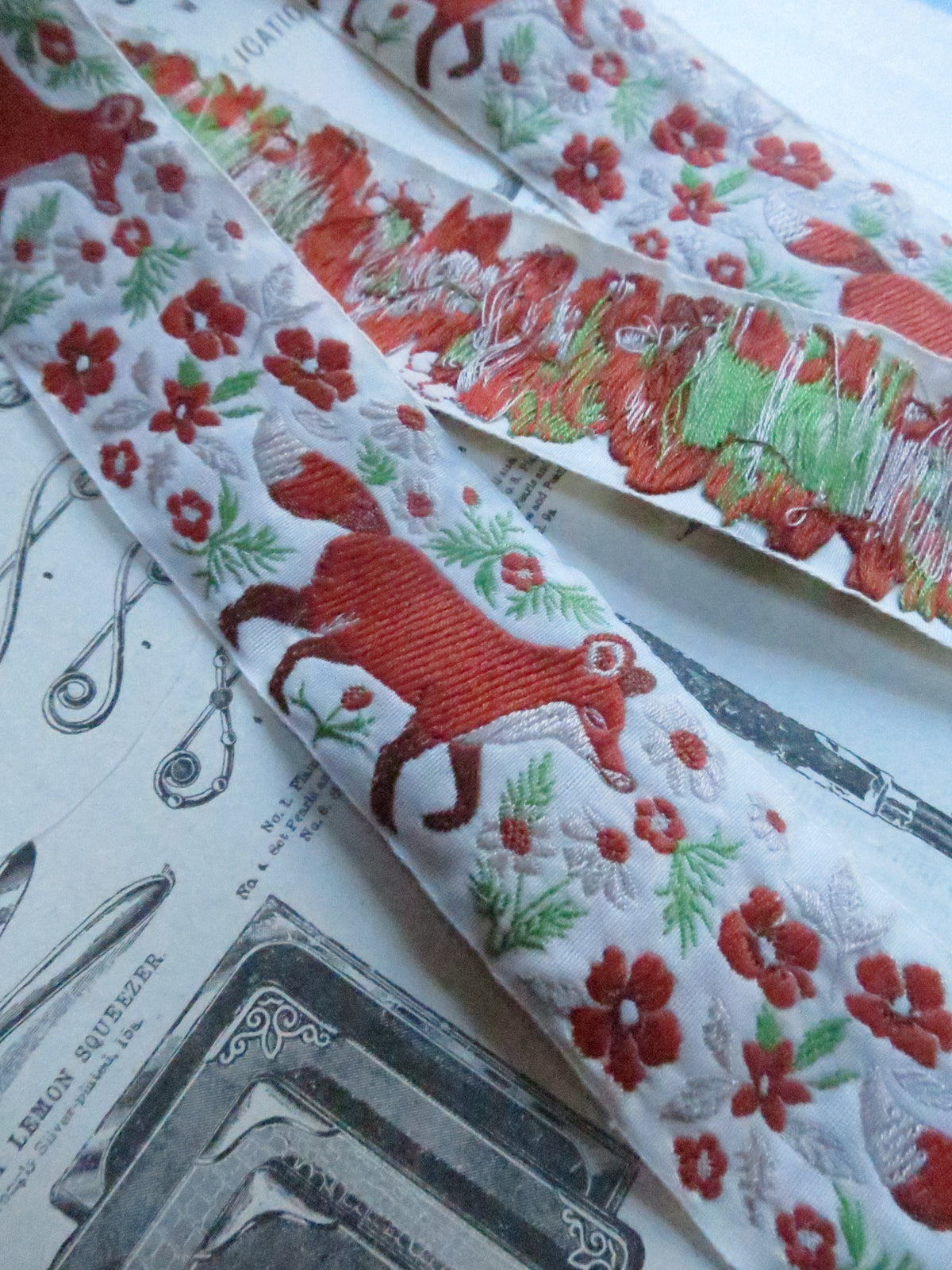 Foxes 40 mm  Jacquard Woven Ribbon- Cream