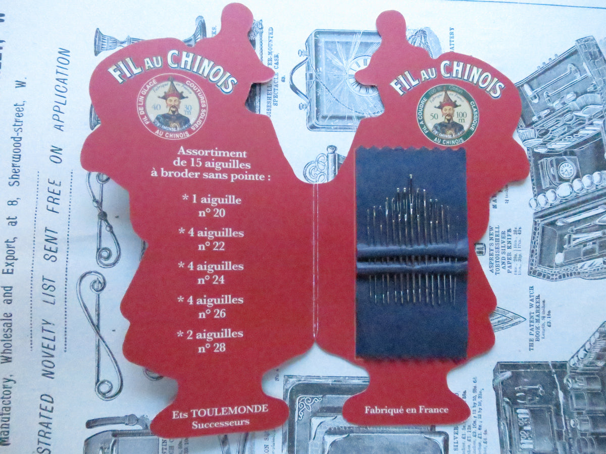 Red Fil au Chinois Booklet- 15 Round Point Embroidery Needles