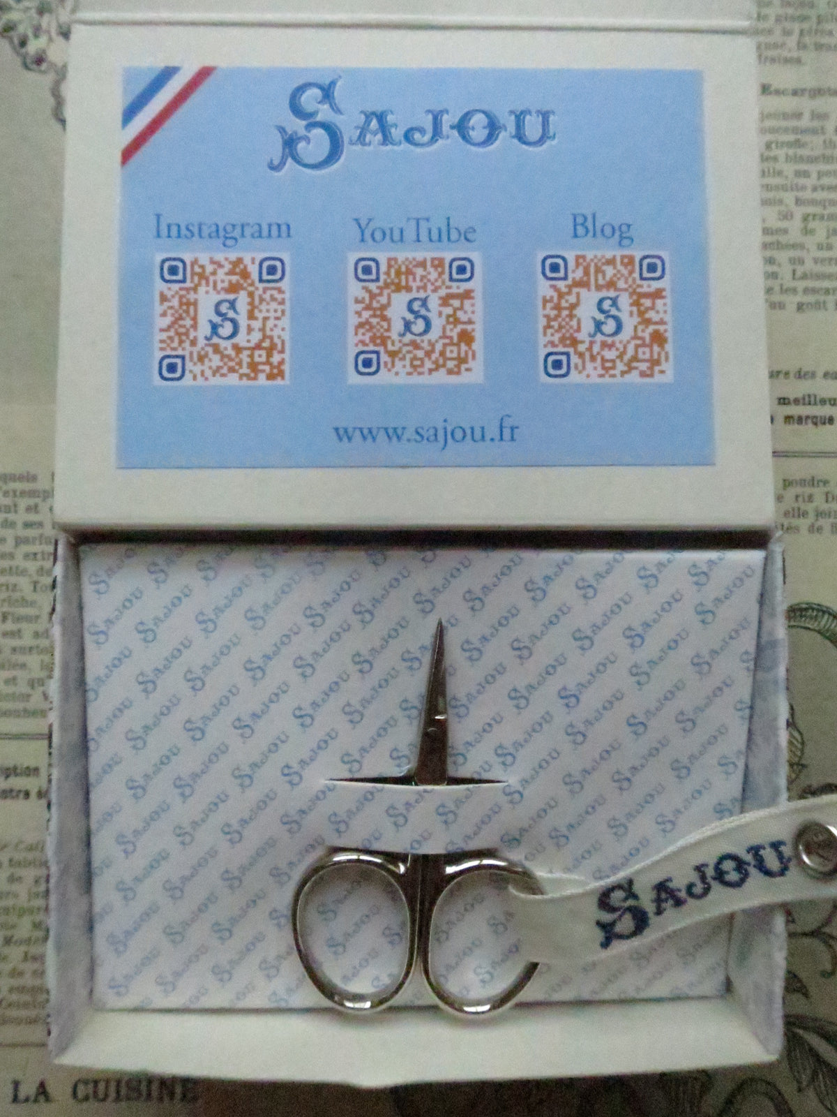 Sajou Nickel Plated Miniature Embroidery Scissors- Changey