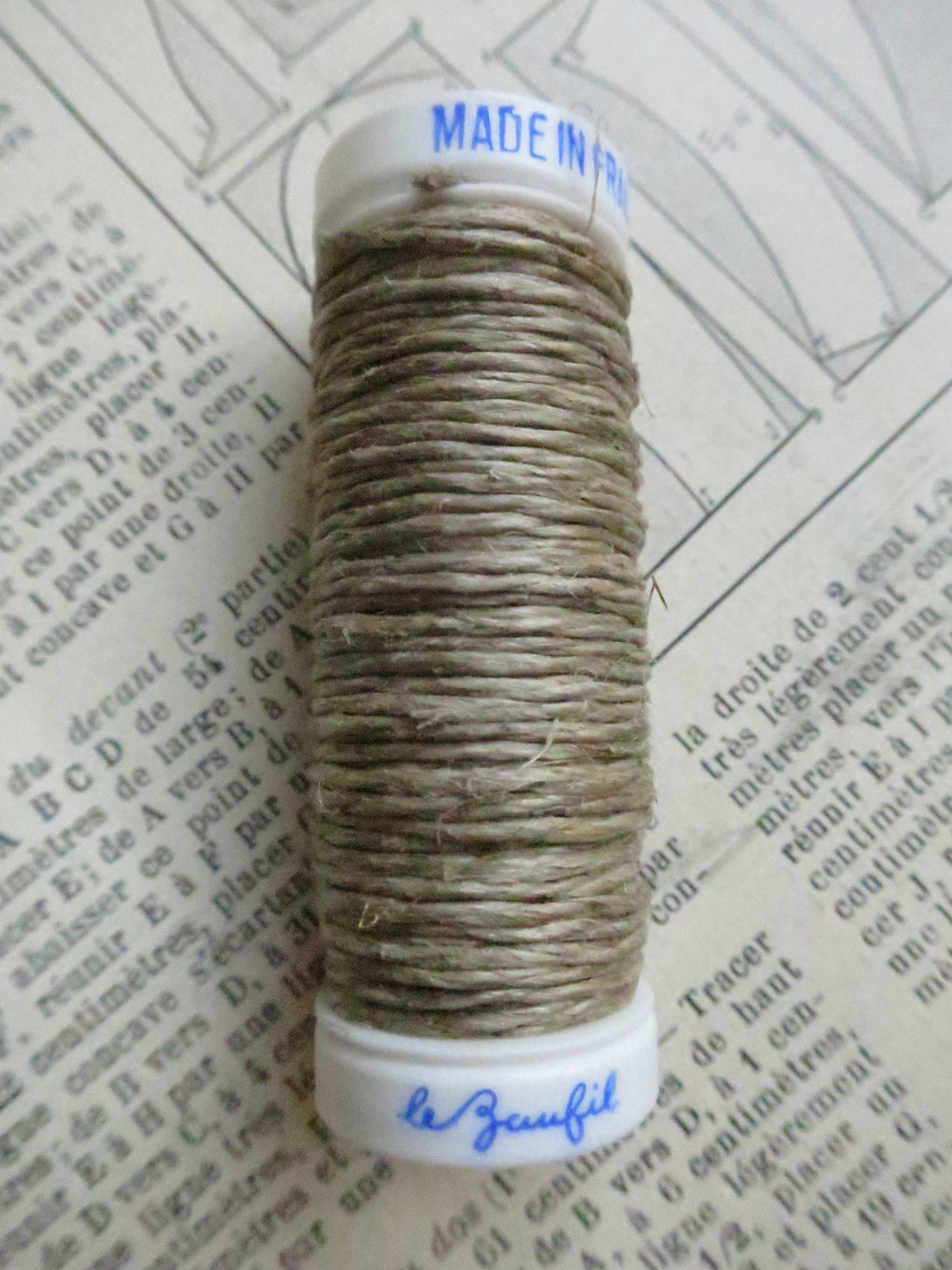 Sajou Le Baufil Thick Natural Linen Thread Spool- 15 Meters