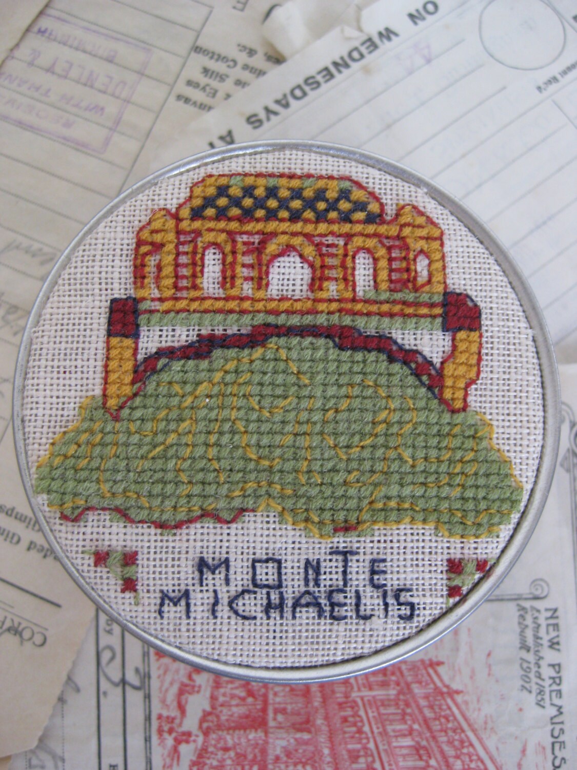 Sajou Museum & Heritage Bayeux Tapestry Cross Stitch Embroidery Kit- Mont St Michel Pot