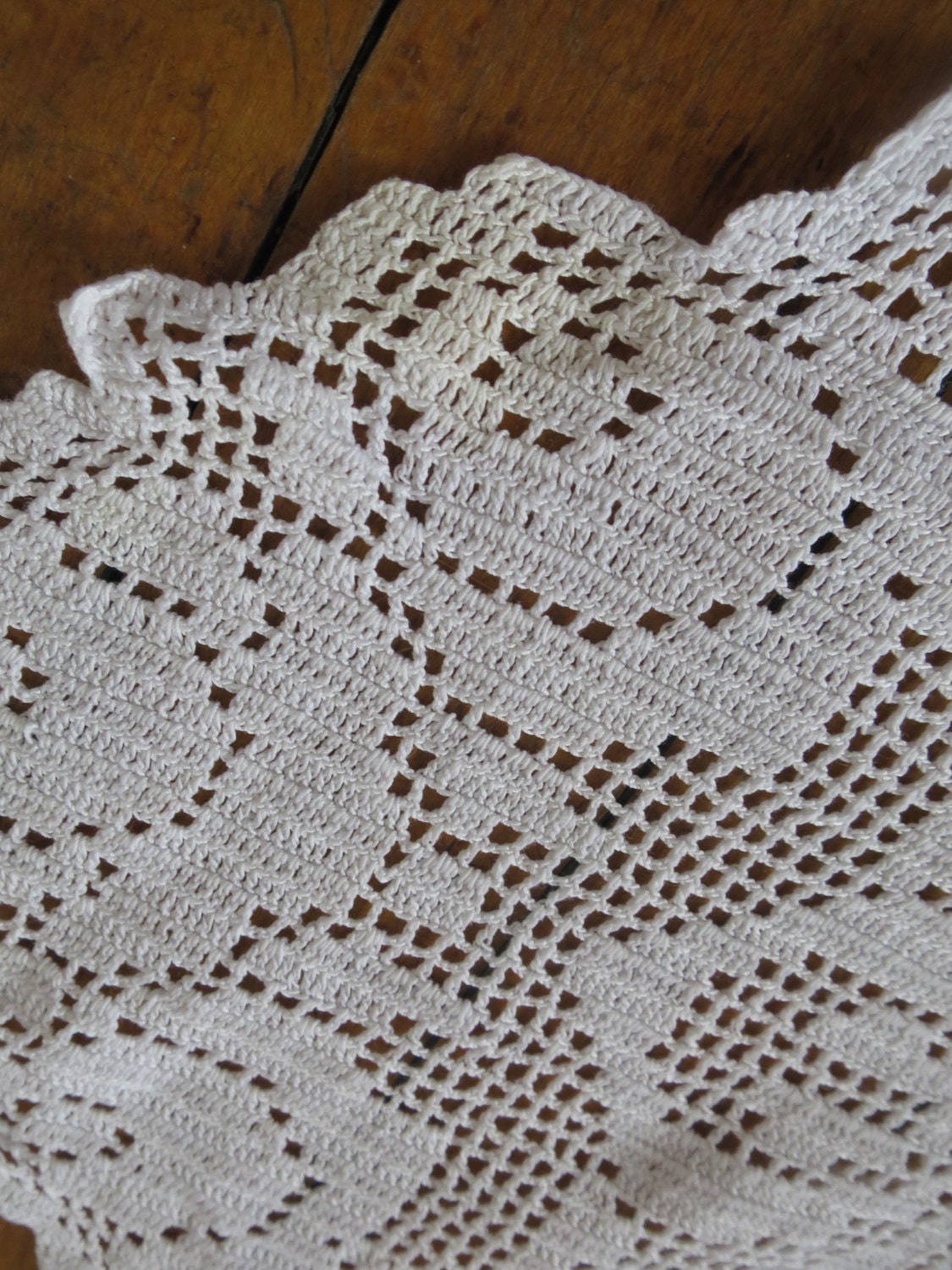 Antique Irish Linen Table Cloth- Hand Crochet Roses