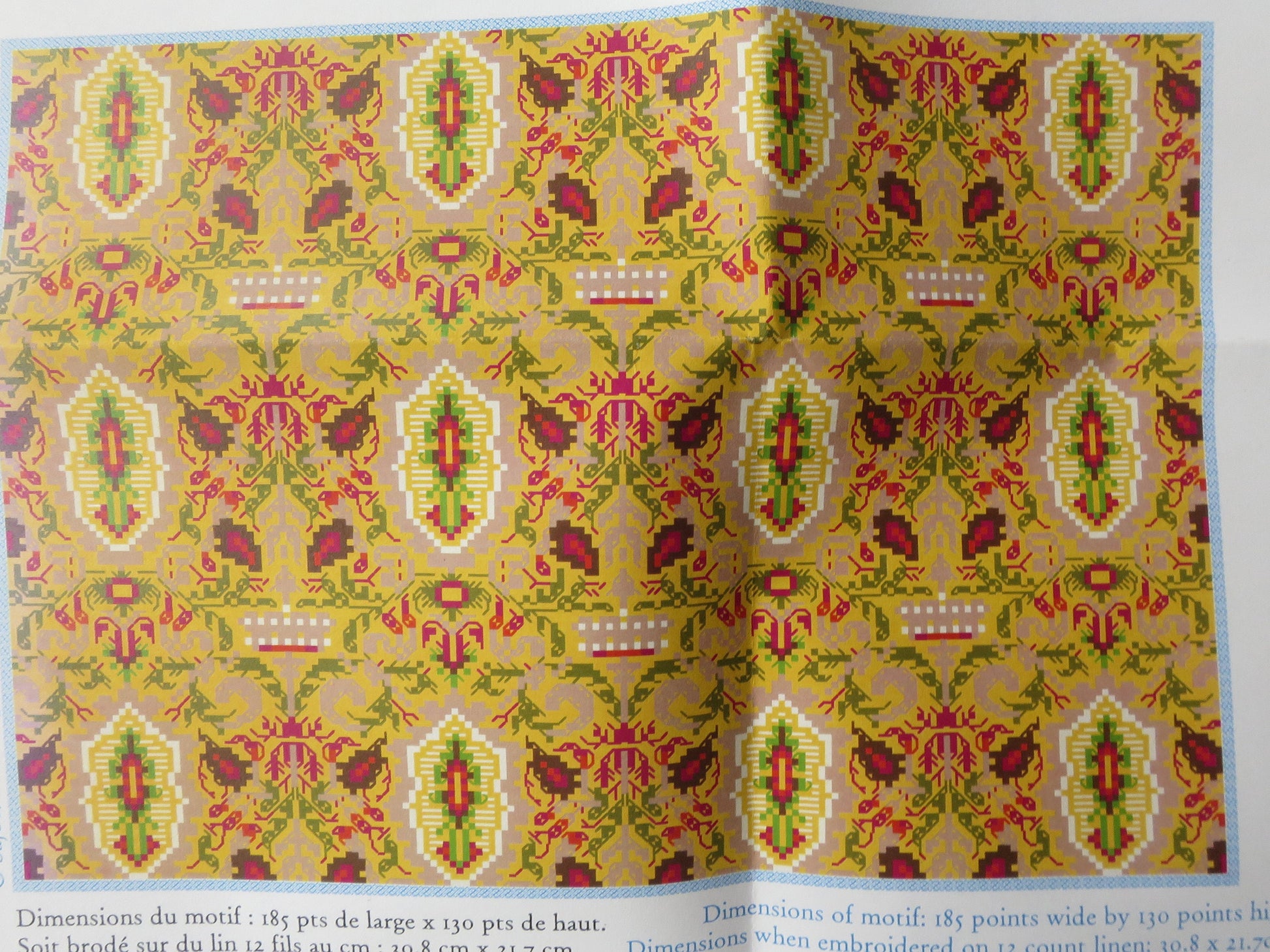 Sajou Museum & Heritage Chateau du Chenonceau Embroidered Cushion Kit- Francois I Room