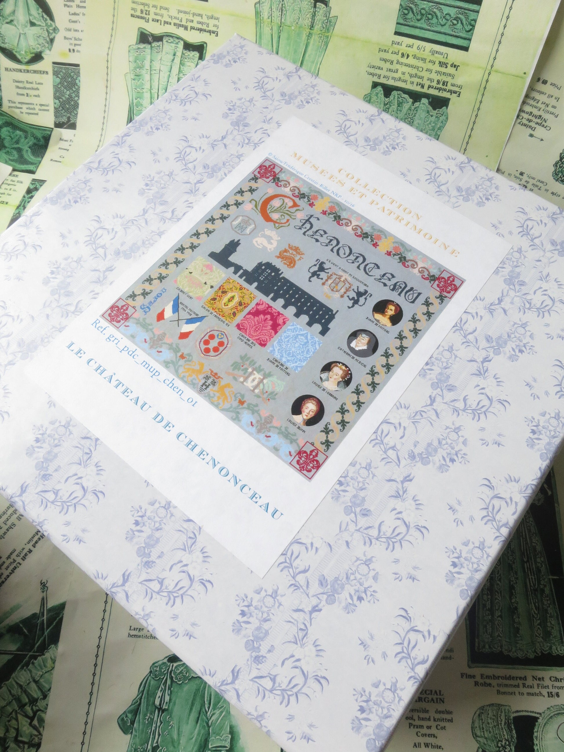 Sajou Museum & Heritage Large Chateau du Chenonceau Embroidery Boxed Kit- The History of Chateau de Chenonceau