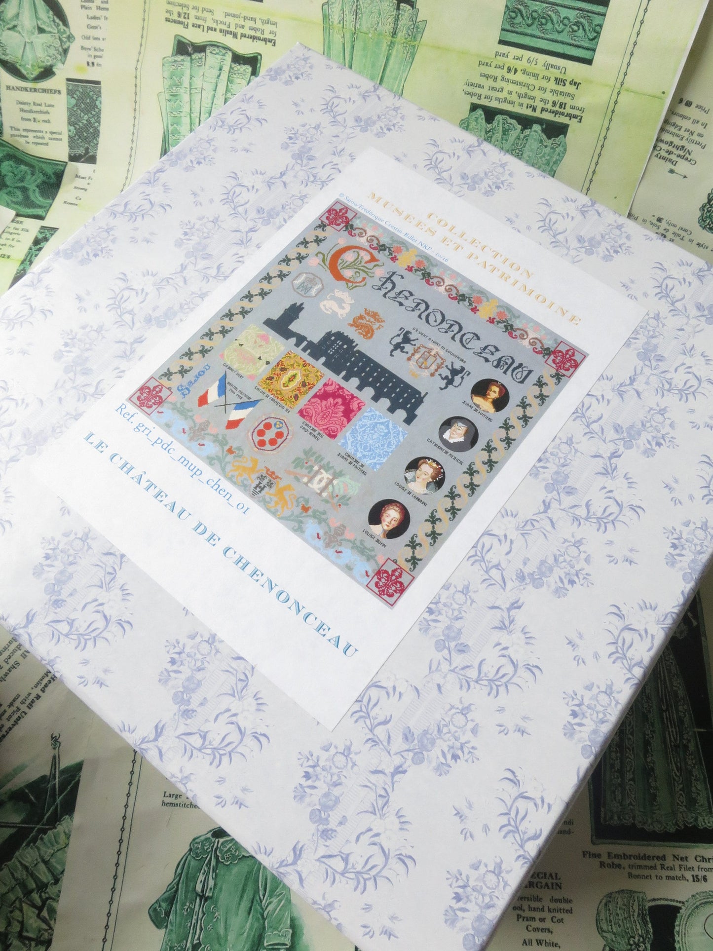Sajou Museum & Heritage Large Chateau du Chenonceau Embroidery Boxed Kit- The History of Chateau de Chenonceau