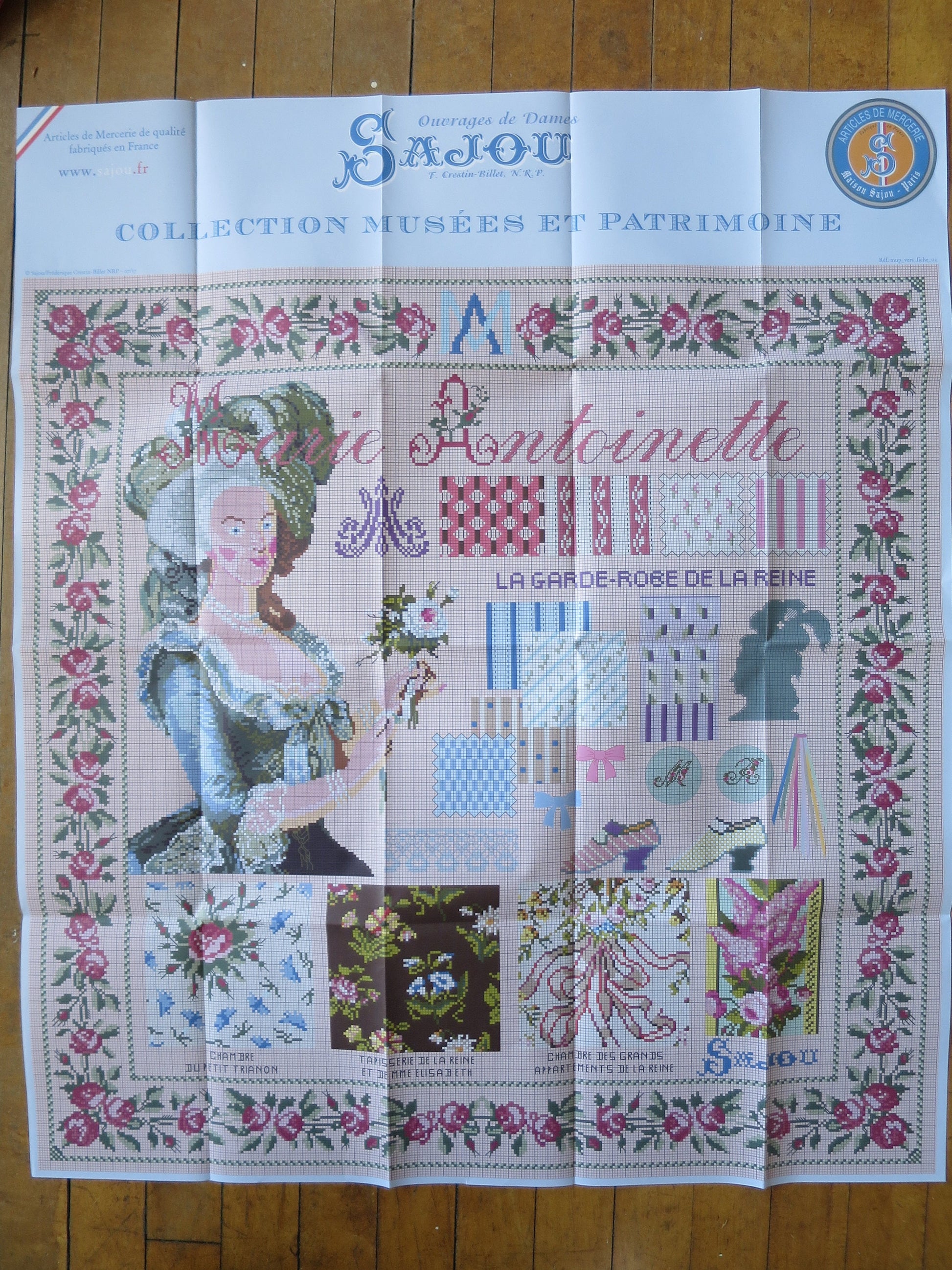 Sajou Large Marie Antoinette Museum & Heritage Chart