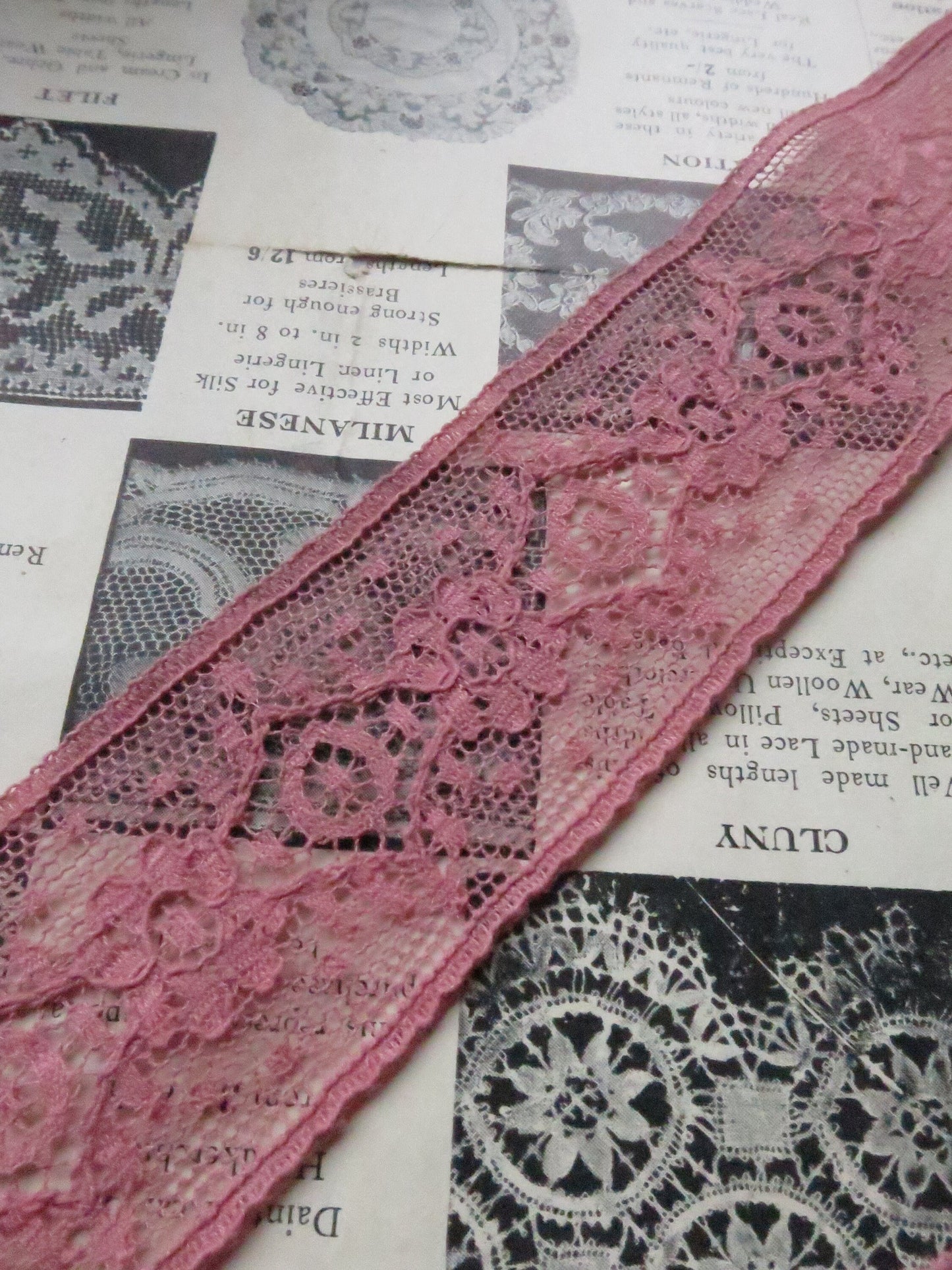Dusky Pink English Nottingham Lace- Diamond & Floral Point- Insertion- 3.5 cm