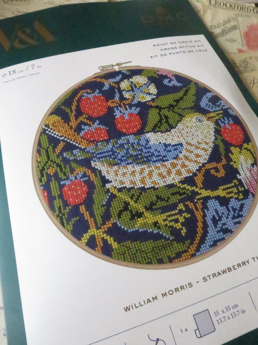 V&A William Morris 'The Strawberry Thief' Hoop Cross Stitch Embroidery Kit