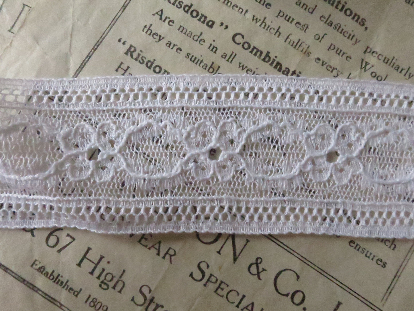White English Nottingham Lace- Floral Point- Insertion- 3.5 cm