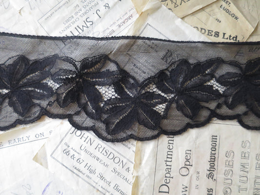 Black English Nottingham Lace- Large Leaves- 9.8 cm