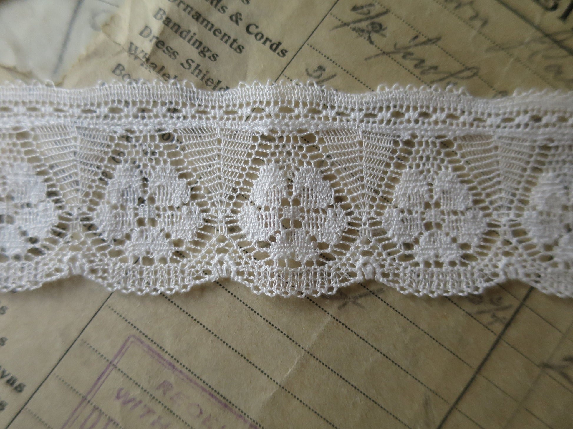 Off White English Nottingham Lace- Fine Floral Torchon- 3.5 cm