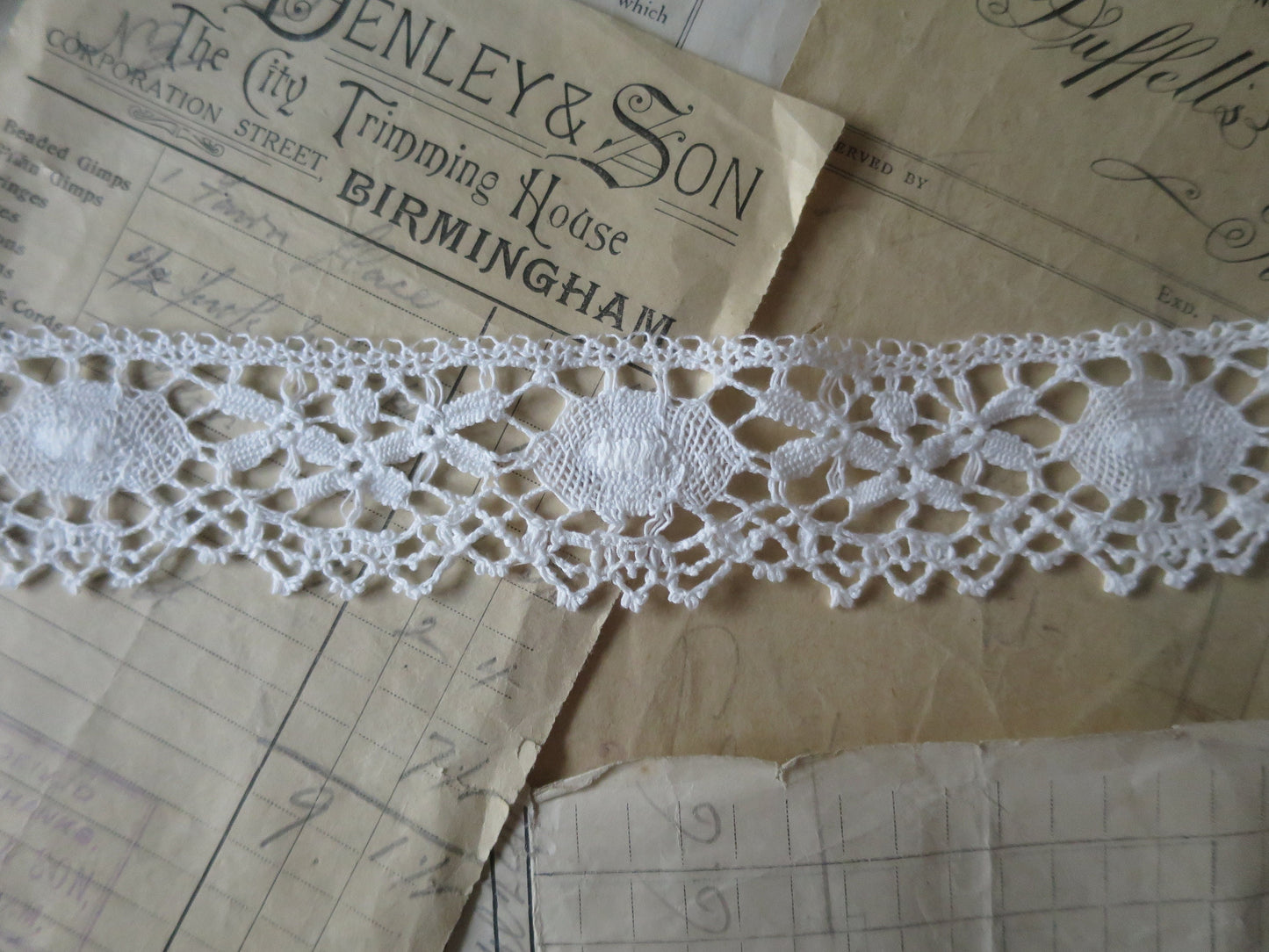 Off White English Nottingham Cluny Lace- Traditional Torchon Ovals- 4.3 cm