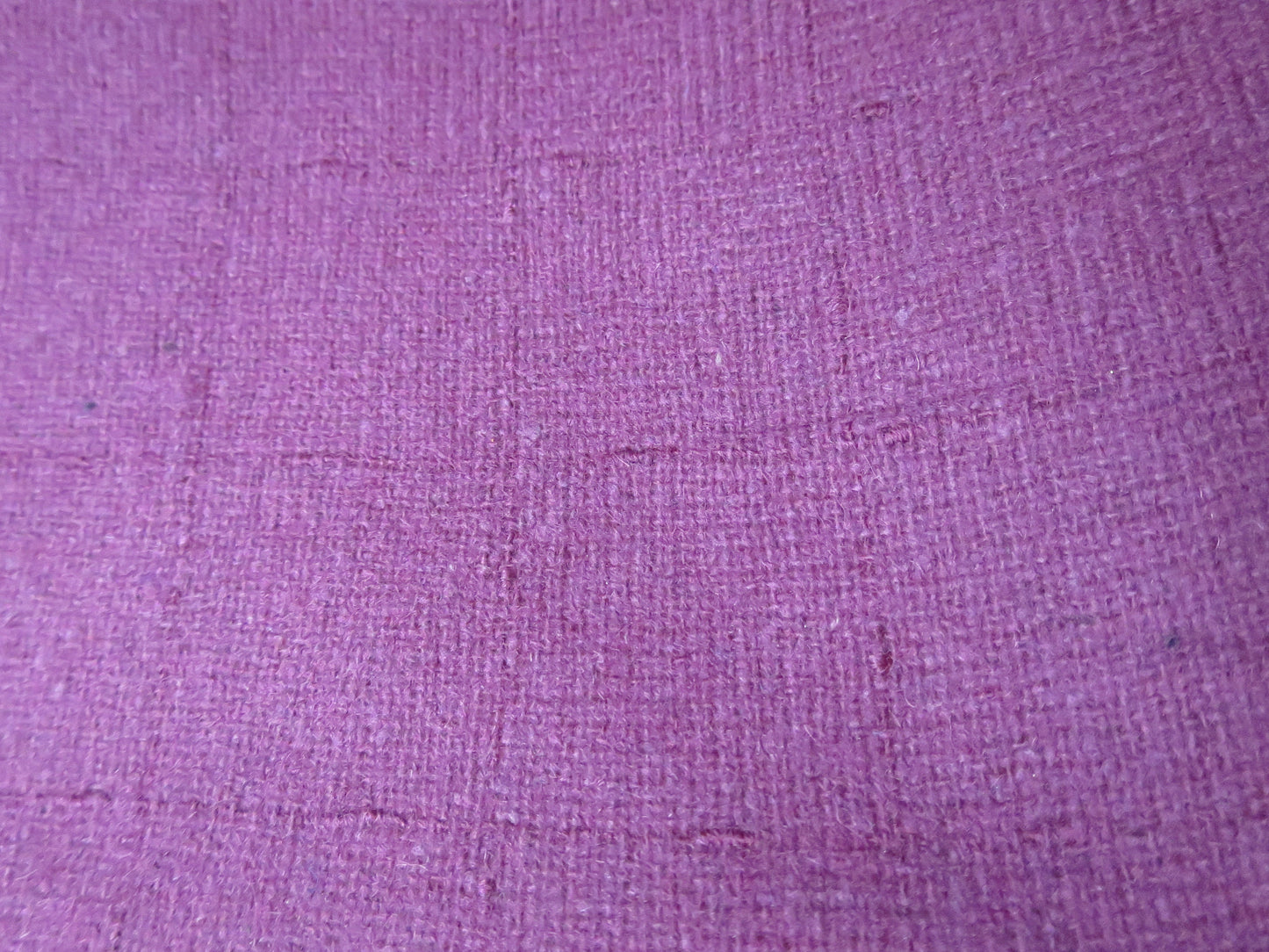 Open Weave Alternating Check Scottish Wool Fabric- 700 cm/ 275.5 Inches Length