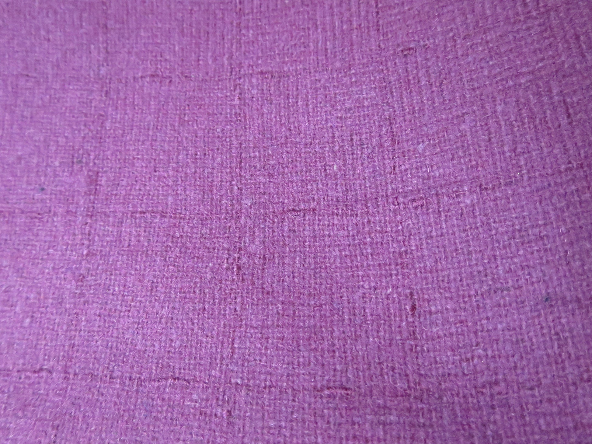 Open Weave Alternating Check Scottish Wool Fabric- 700 cm/ 275.5 Inches Length