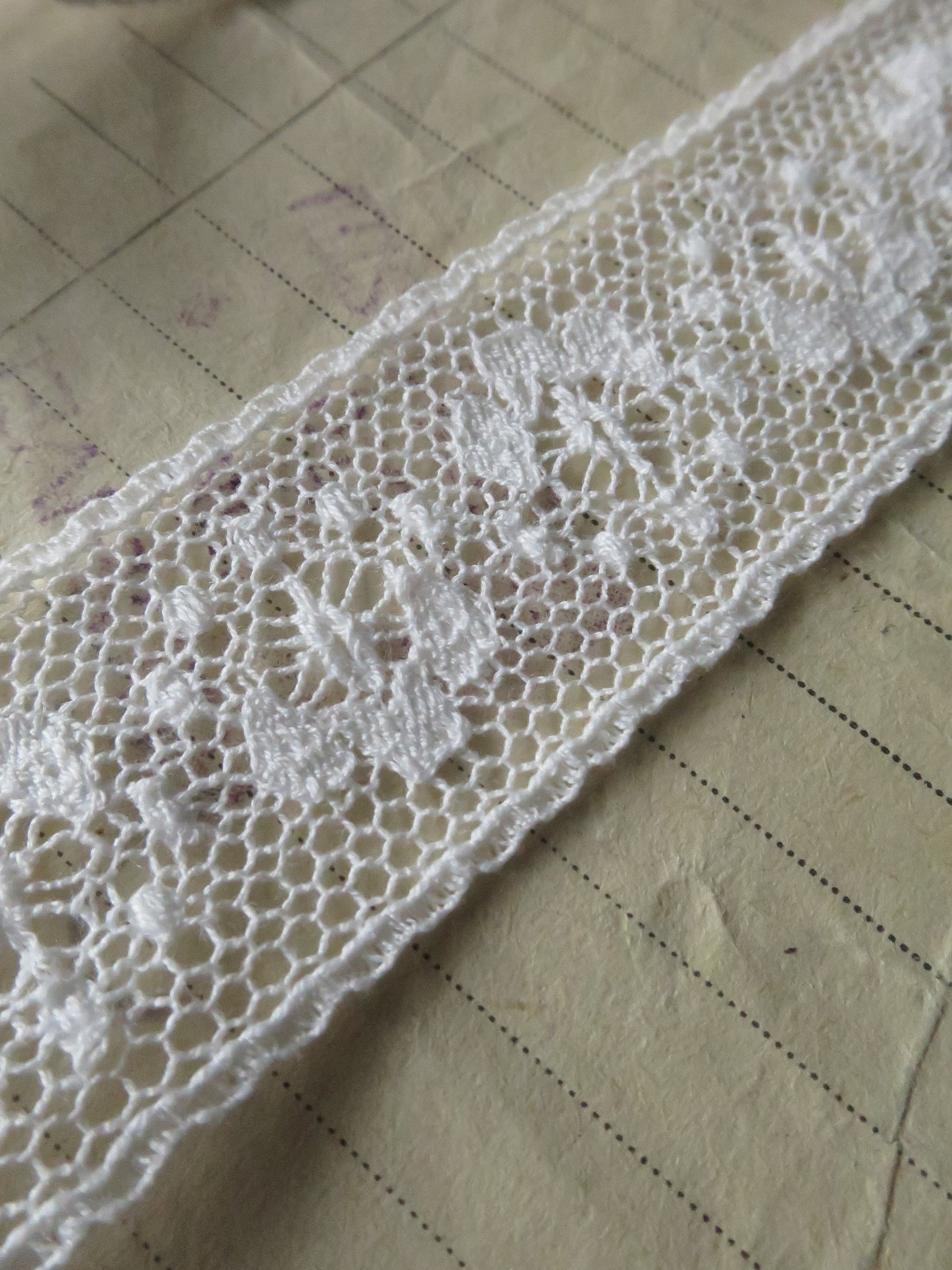Off White English Nottingham Lace- Valenciennes Floral Spot- Insertion- 2.7 cm