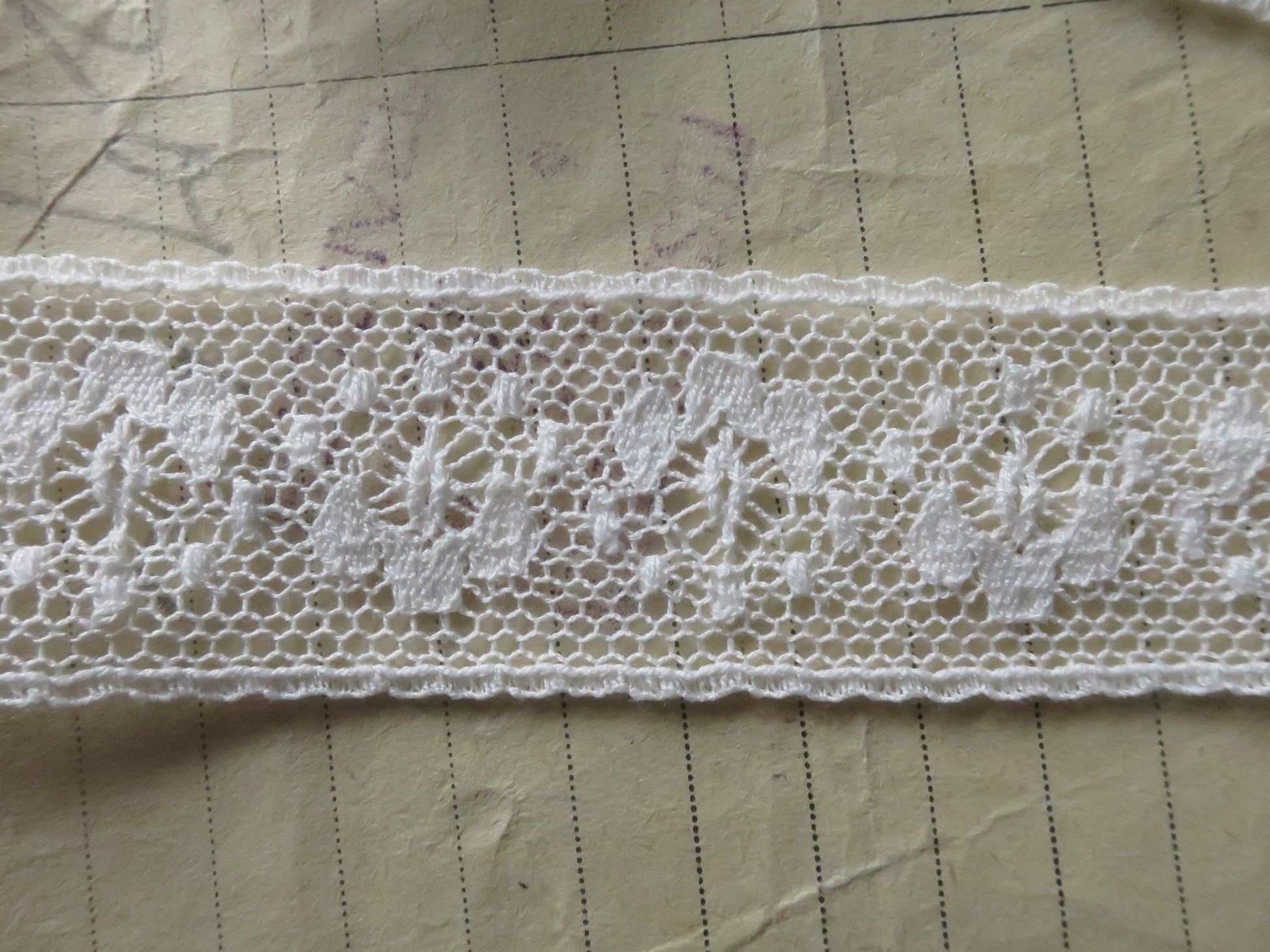 Off White English Nottingham Lace- Valenciennes Floral Spot- Insertion- 2.7 cm