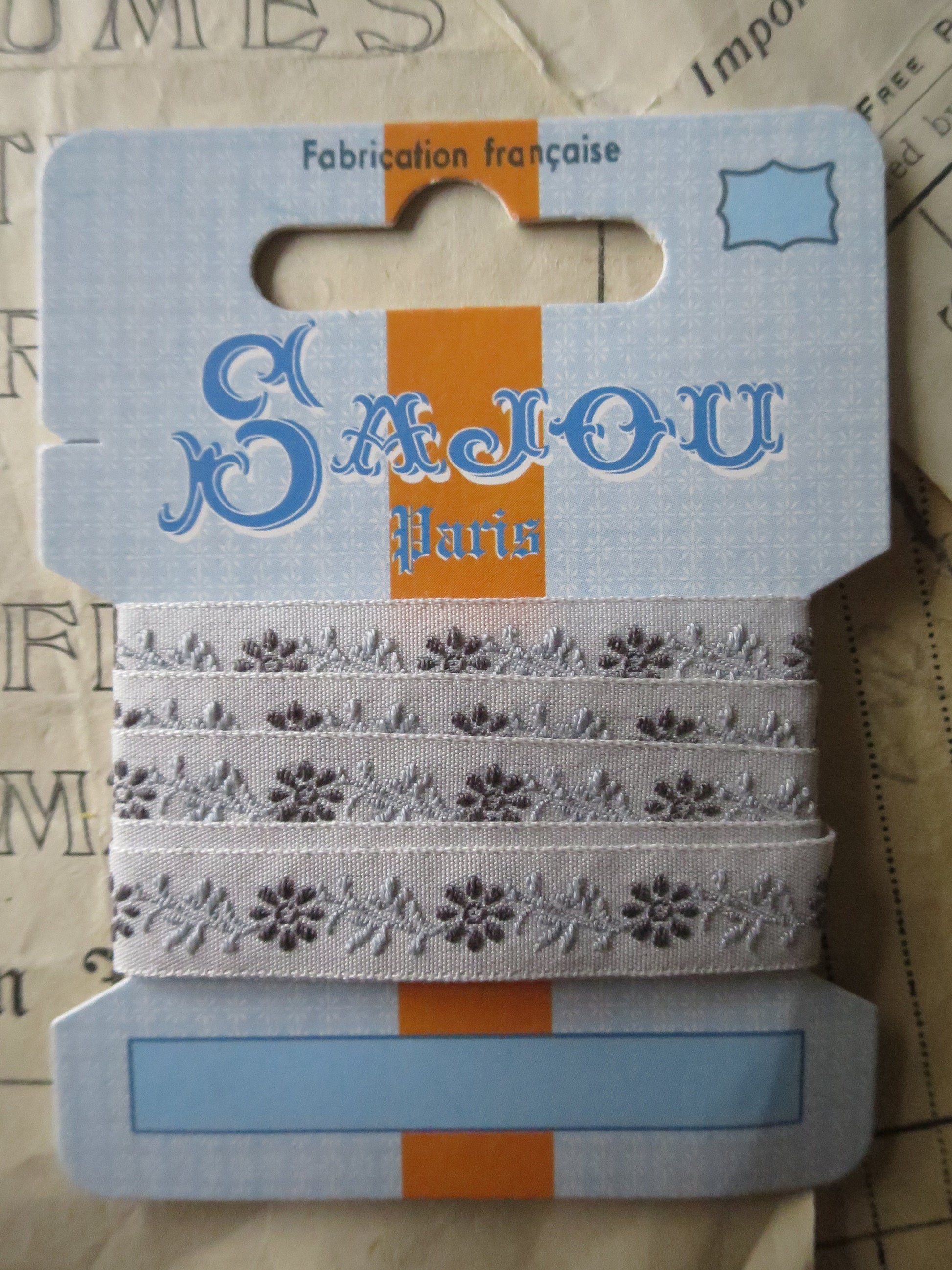 Sajou 12 mm Woven Comptoir Ribbon- Trailing Flower Motifs