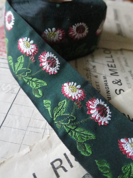 Daisies 32 mm Jacquard Woven Ribbon- Green