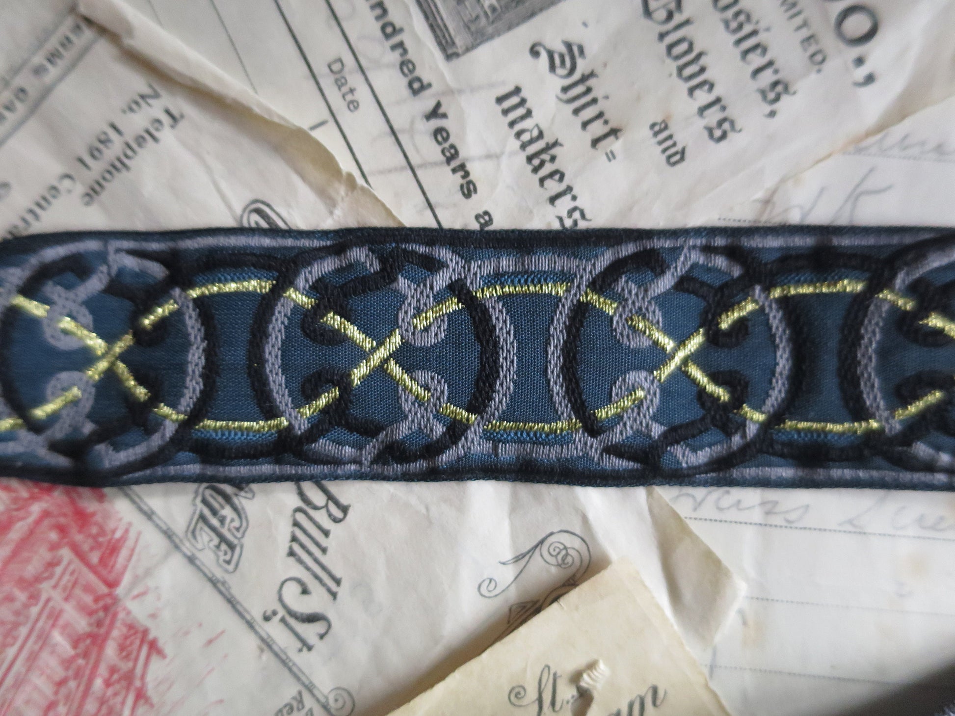 Celtic Knots 32 mm Jacquard Woven Ribbon- Blue & Gold