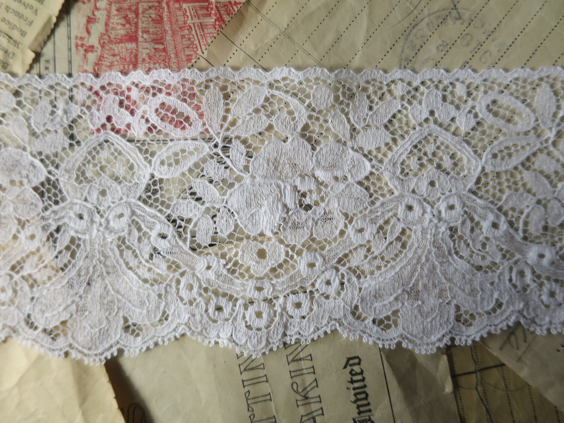 White English Nottingham Lace- Intricate Floral Guipure Trim- 9 cm